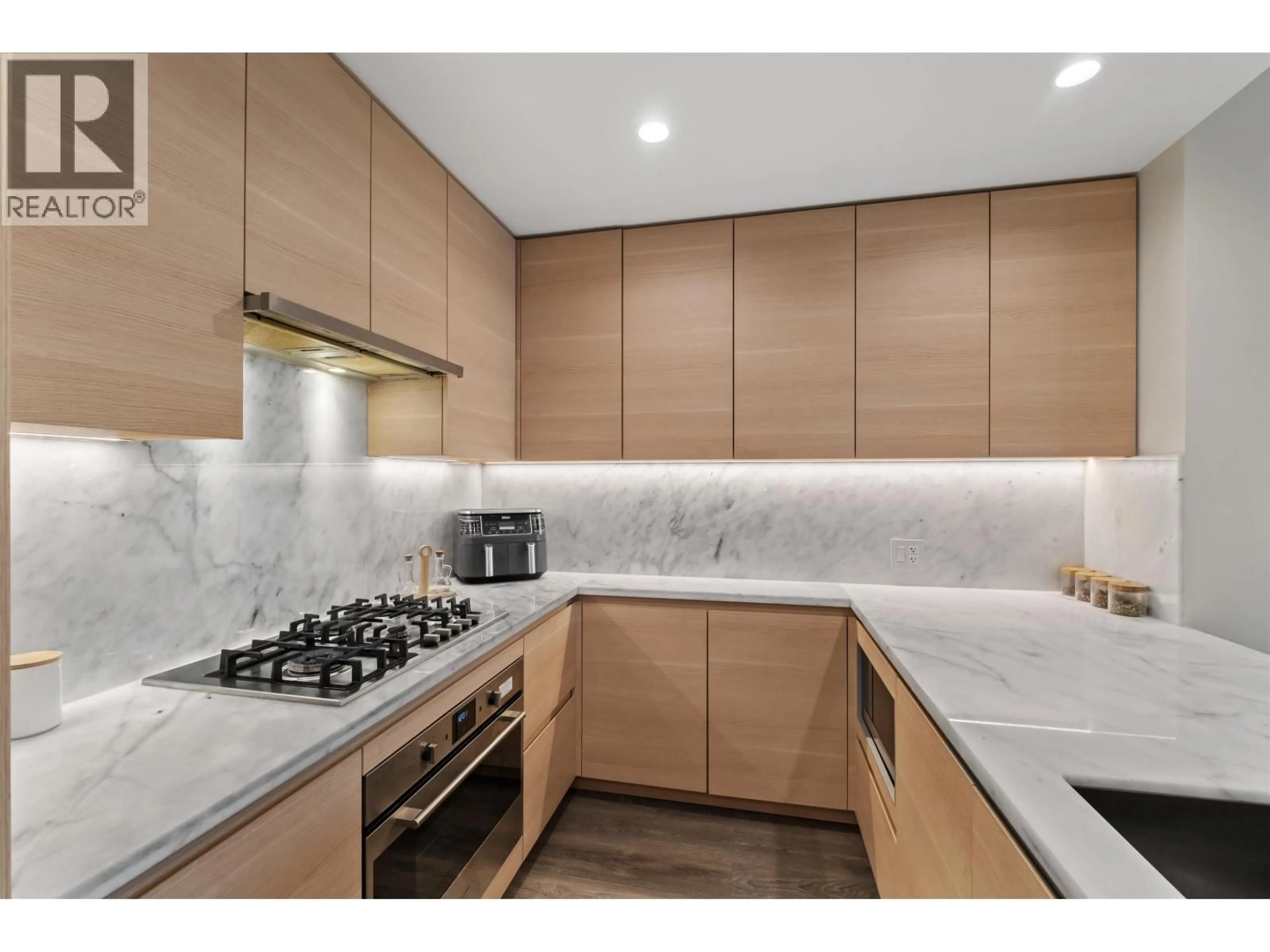 Unknown for 1601 - 305 MORRISSEY ROAD, Port Moody British Columbia V3H0M3