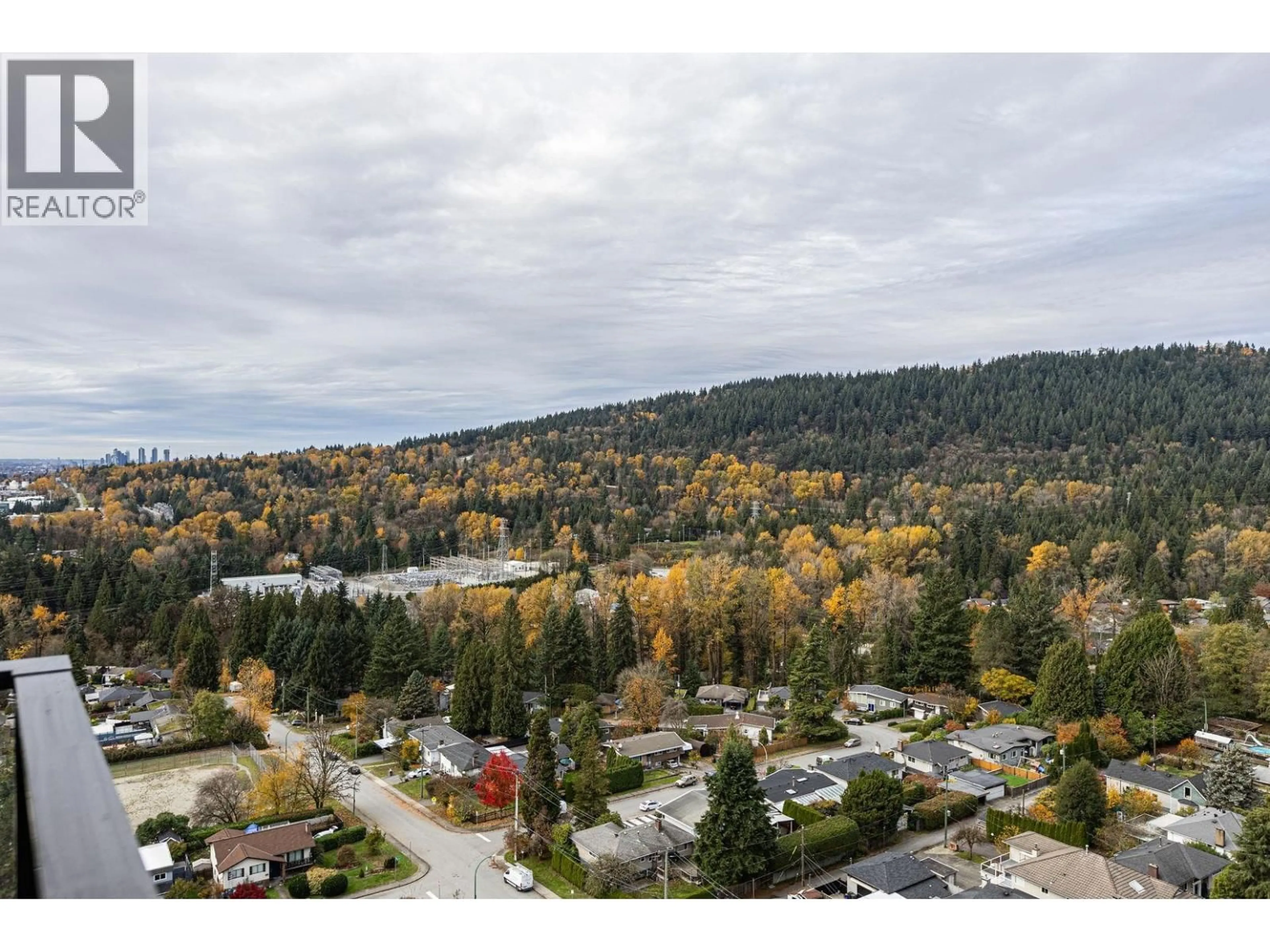 A pic from outside/outdoor area/front of a property/back of a property/a pic from drone, unknown for 1705 - 691 NORTH ROAD, Coquitlam British Columbia V3J0H9