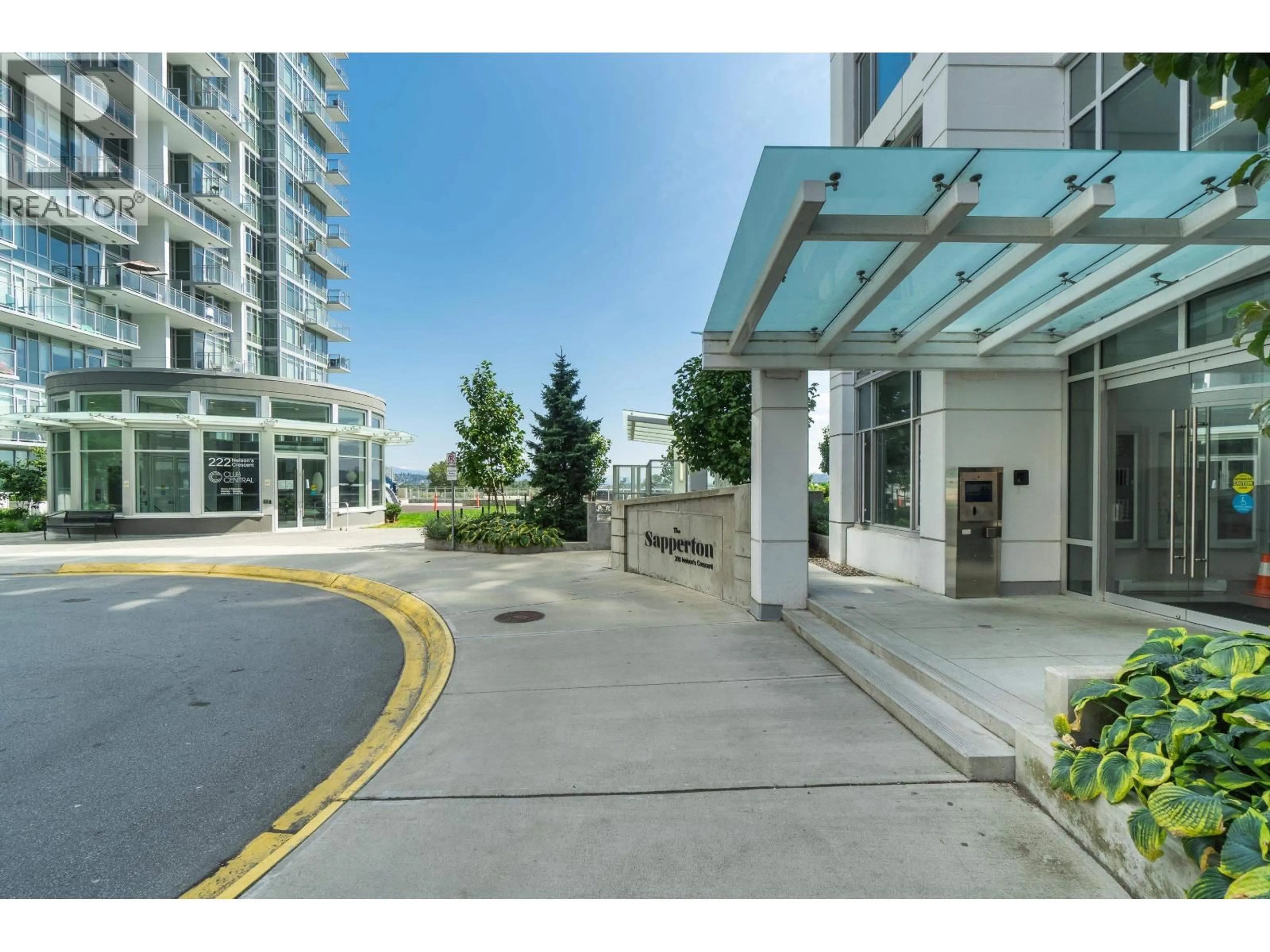 Indoor foyer for 1206 - 200 NELSON'S CRESCENT, New Westminster British Columbia V3L0H4