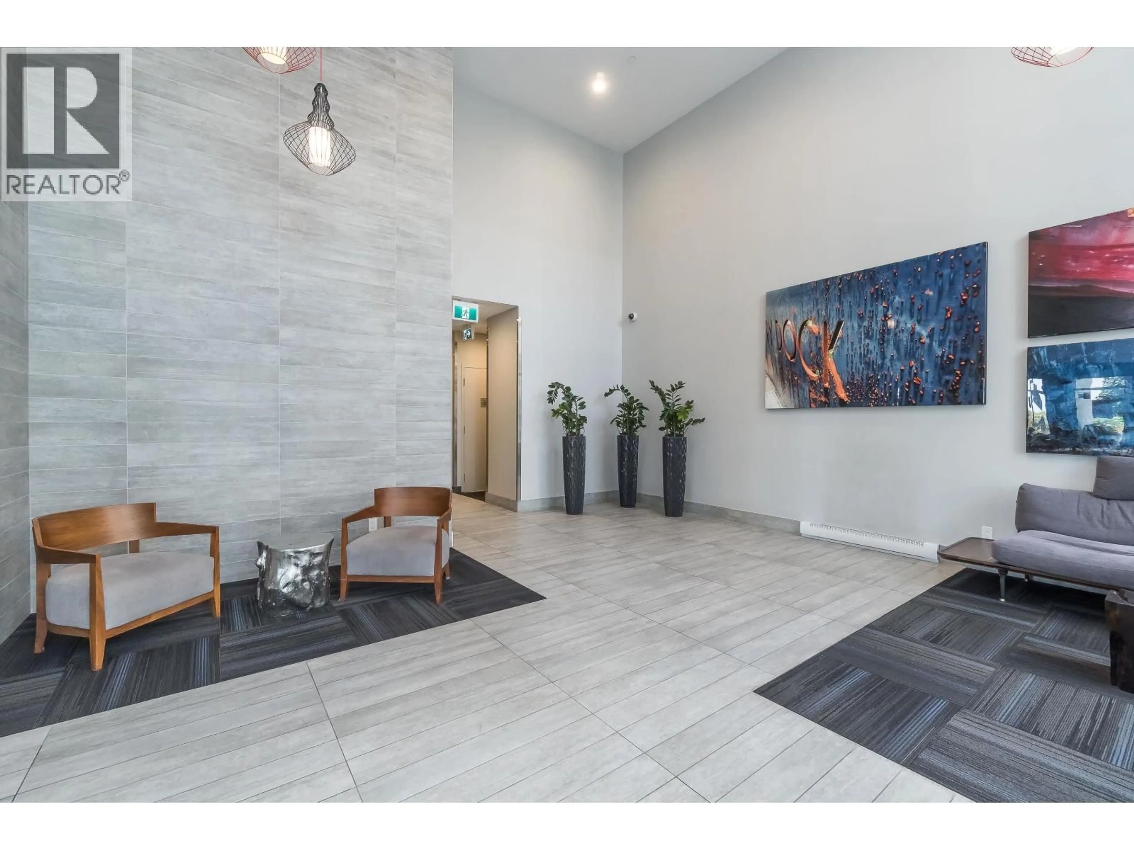 Indoor foyer for 1206 - 200 NELSON'S CRESCENT, New Westminster British Columbia V3L0H4