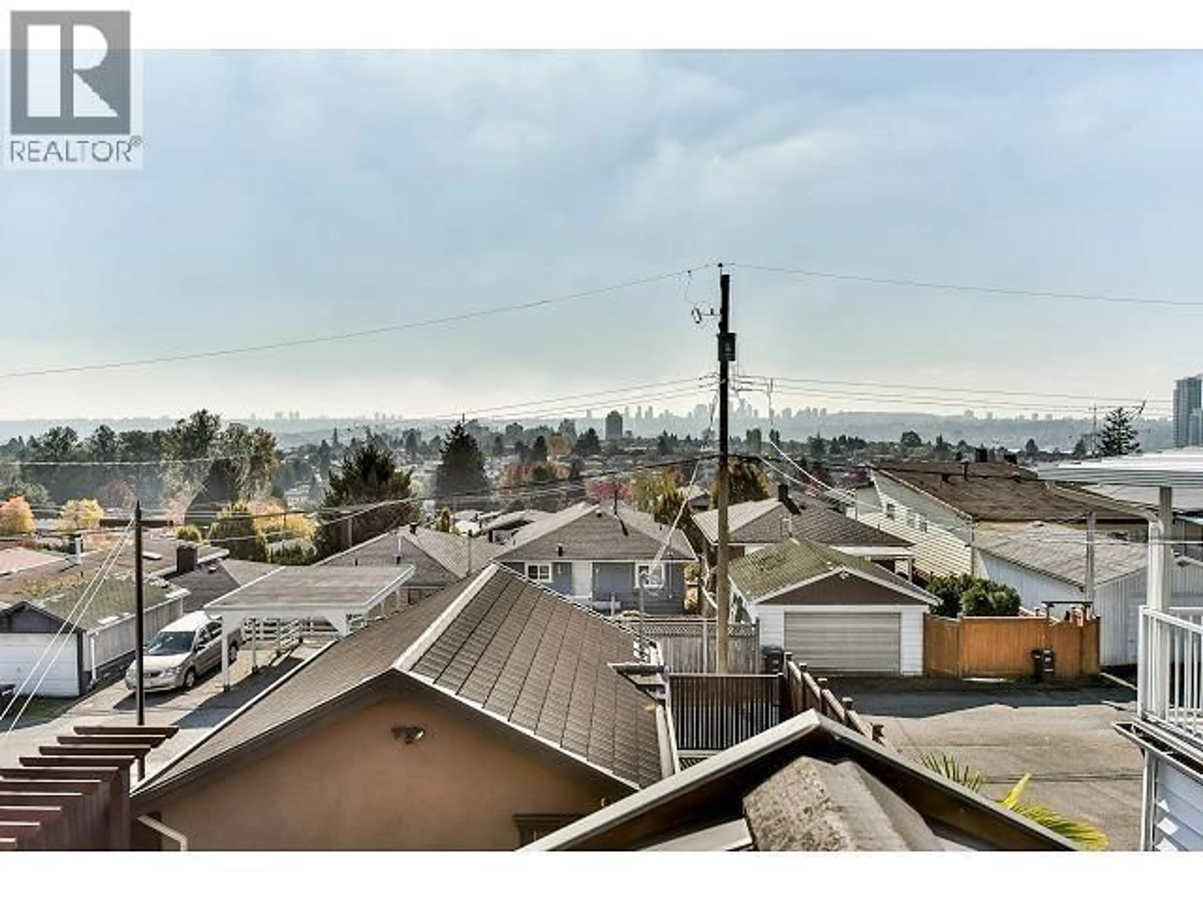 A pic from outside/outdoor area/front of a property/back of a property/a pic from drone, mountain view for 4878 GEORGIA STREET, Burnaby British Columbia V5C2V9