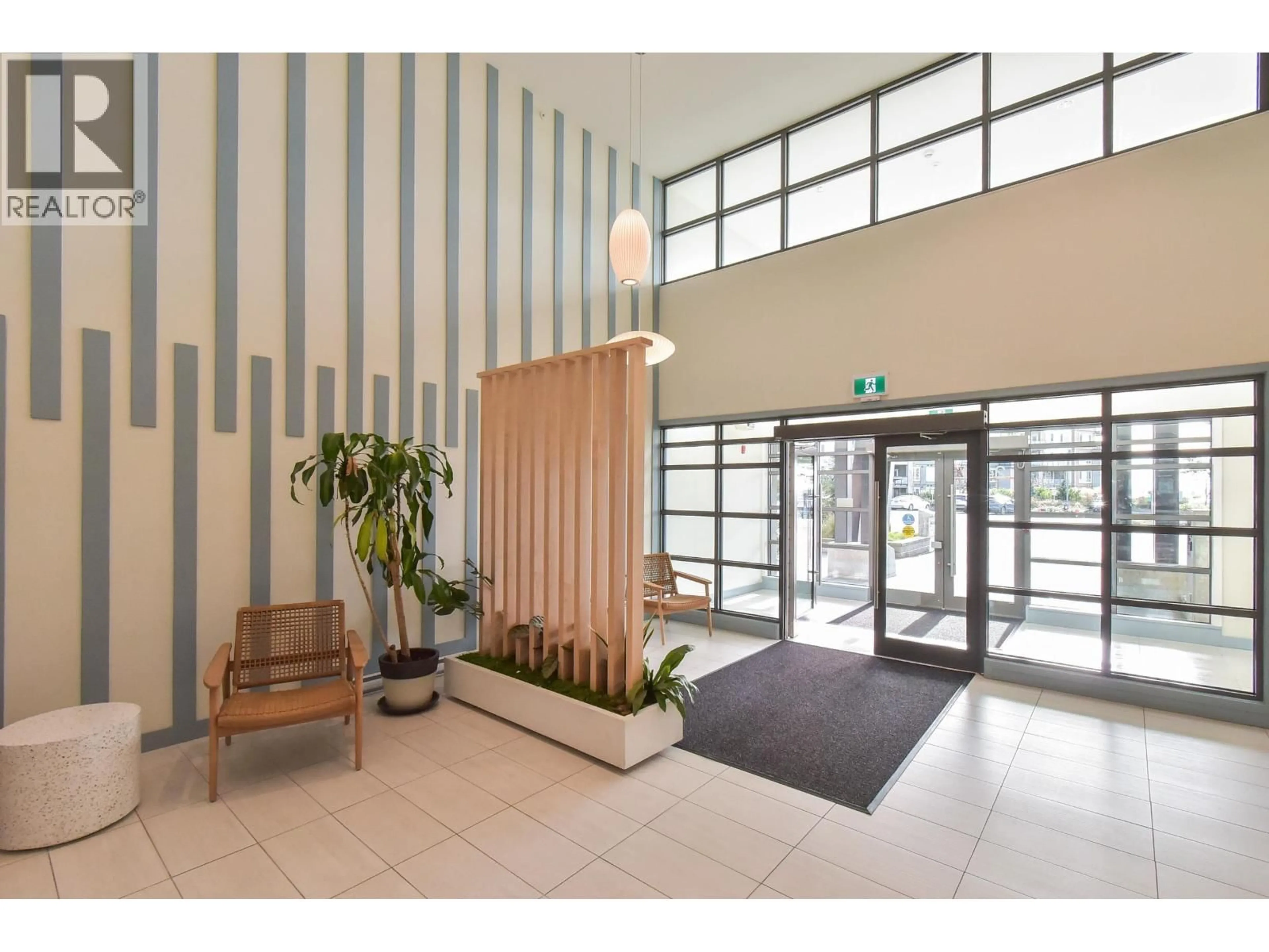 Indoor foyer for 123 - 2499 RABBIT DRIVE, Tsawwassen British Columbia V4M0G4