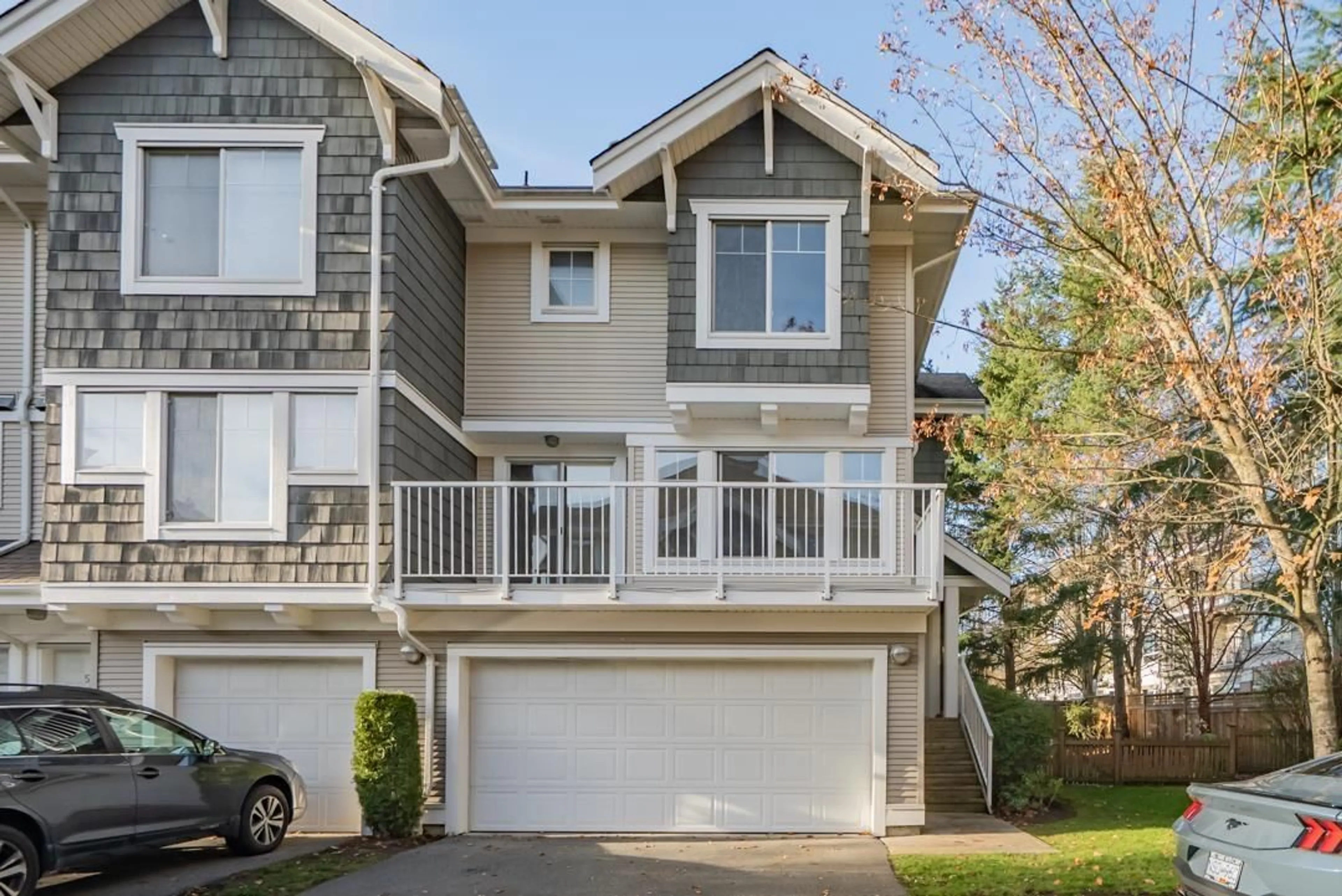 Home with vinyl exterior material, street for 54 - 20760 DUNCAN, Langley British Columbia V3A9J6