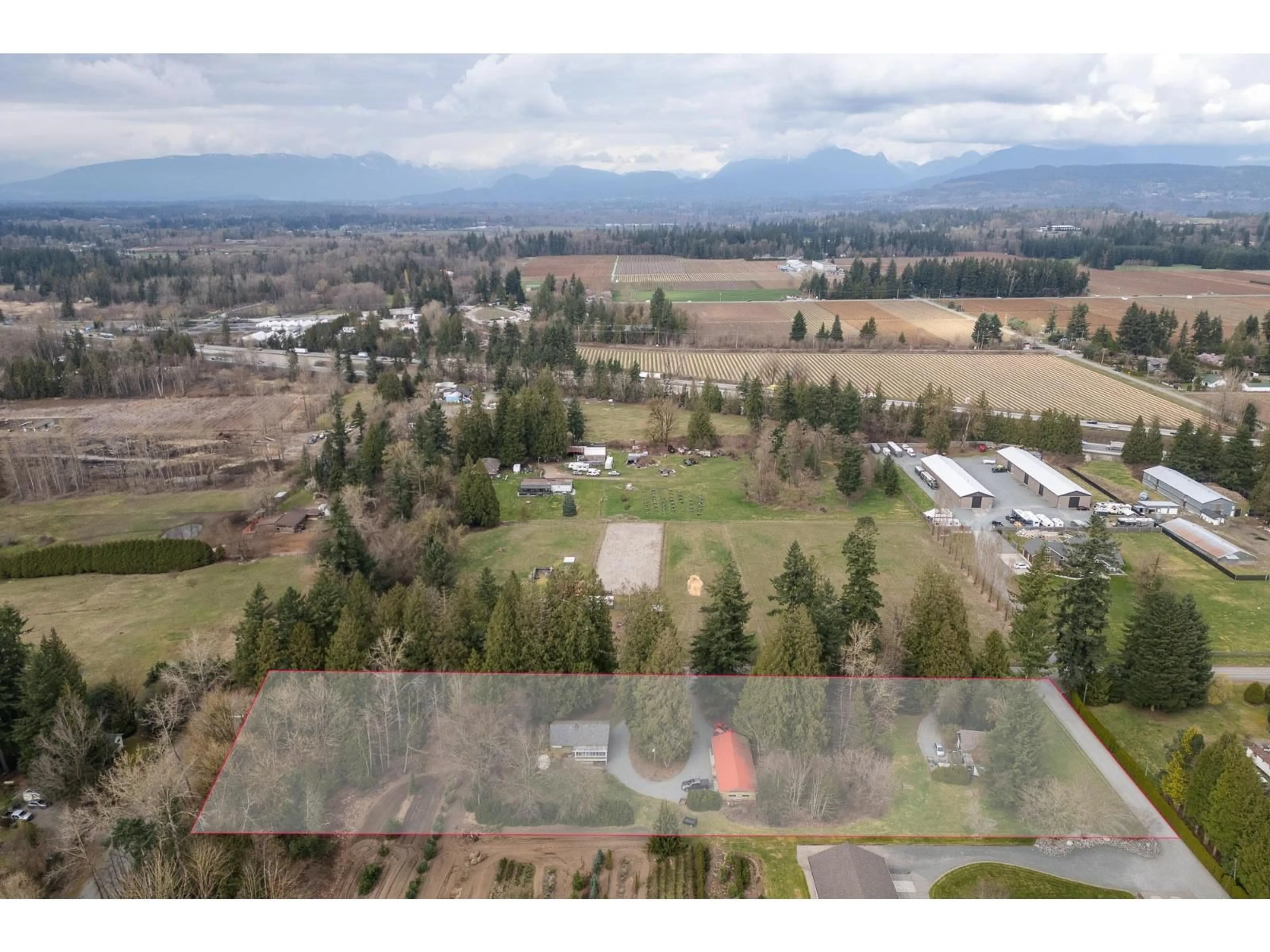 A pic from outside/outdoor area/front of a property/back of a property/a pic from drone, mountain view for 23836 68 AVENUE, Langley British Columbia V2Y2H4