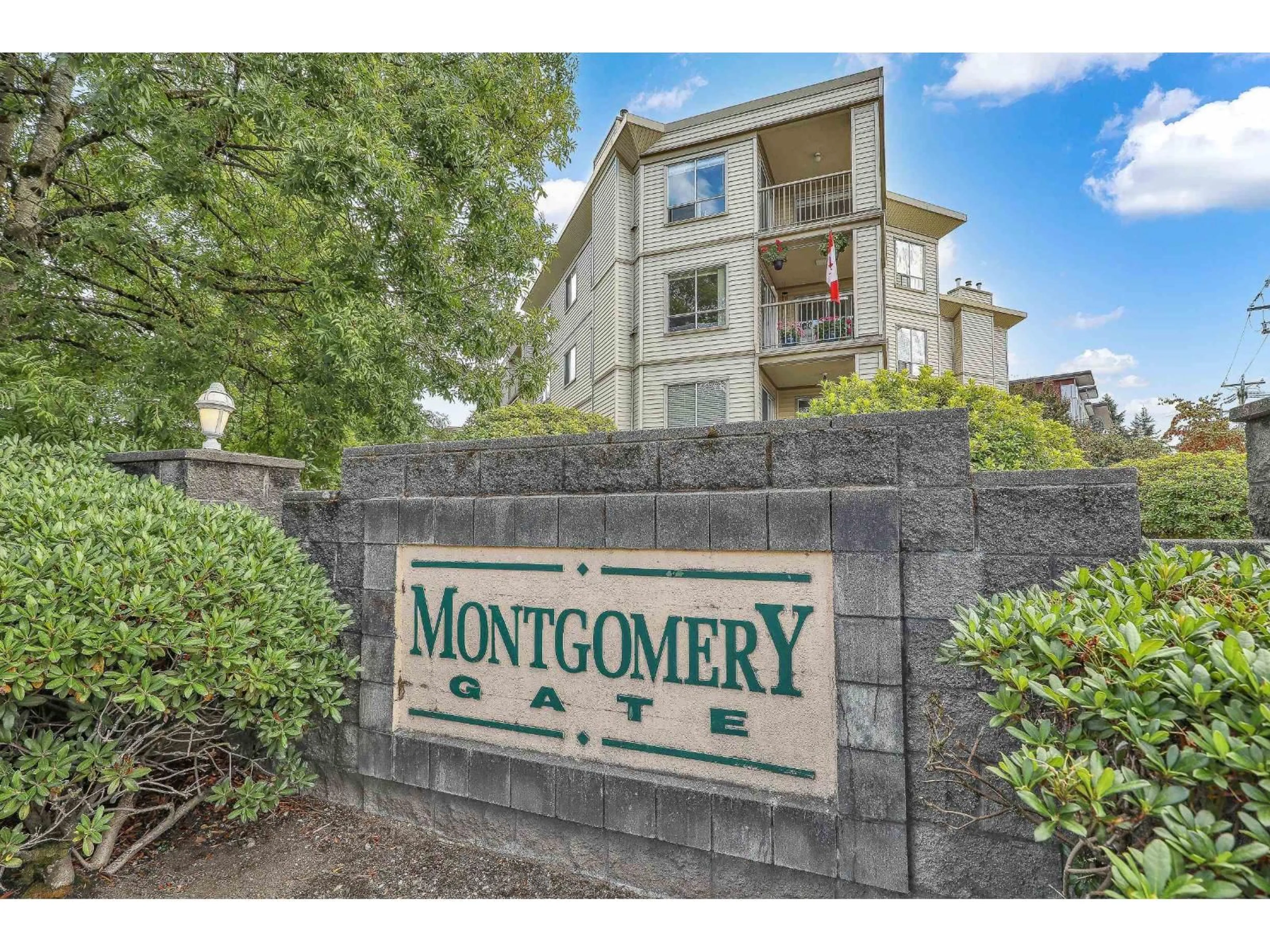 Indoor entryway for 201 - 5450 208, Langley British Columbia V3A2J9