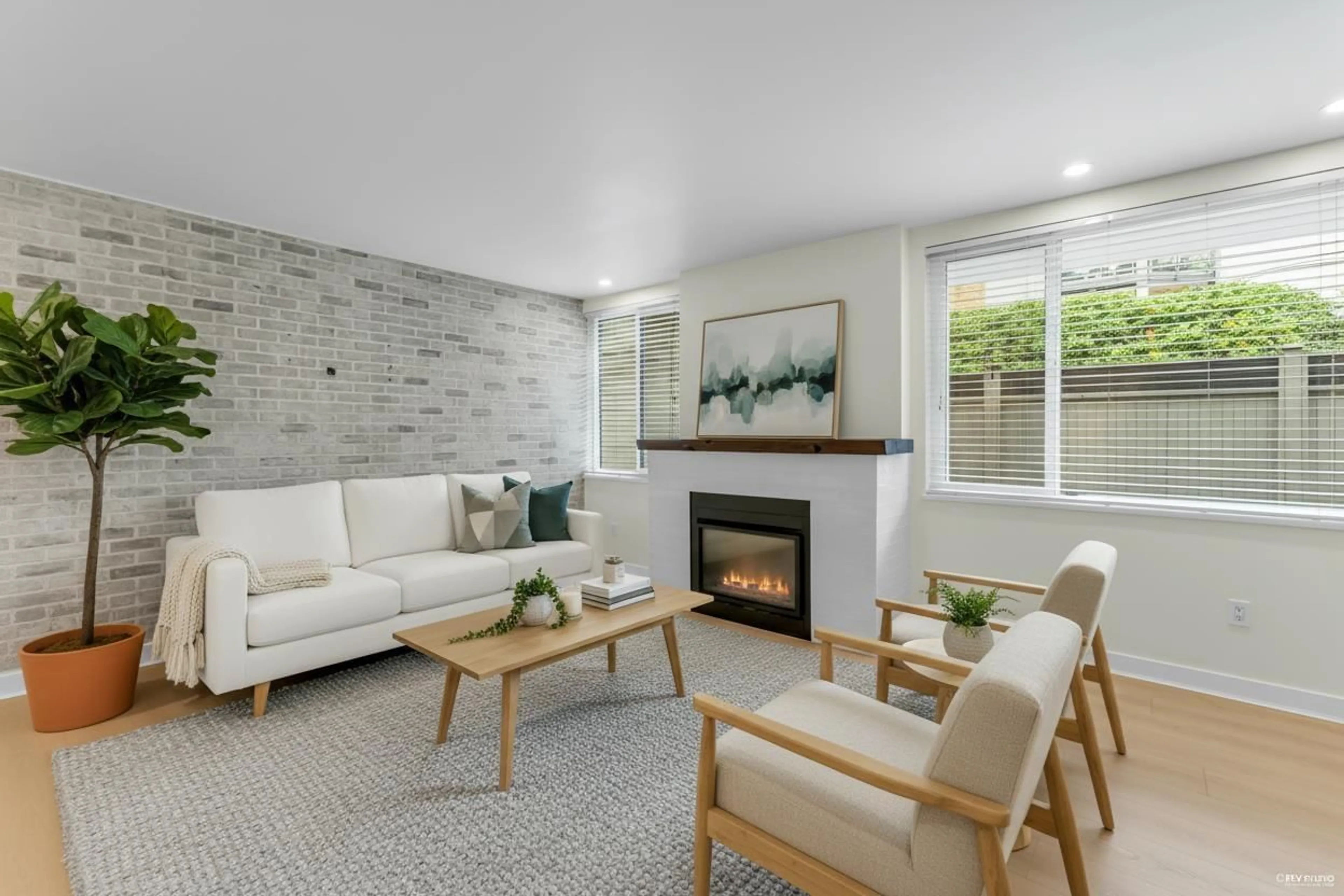 Living room with furniture, unknown for 110 - 15282 19, Surrey British Columbia V4A1X6