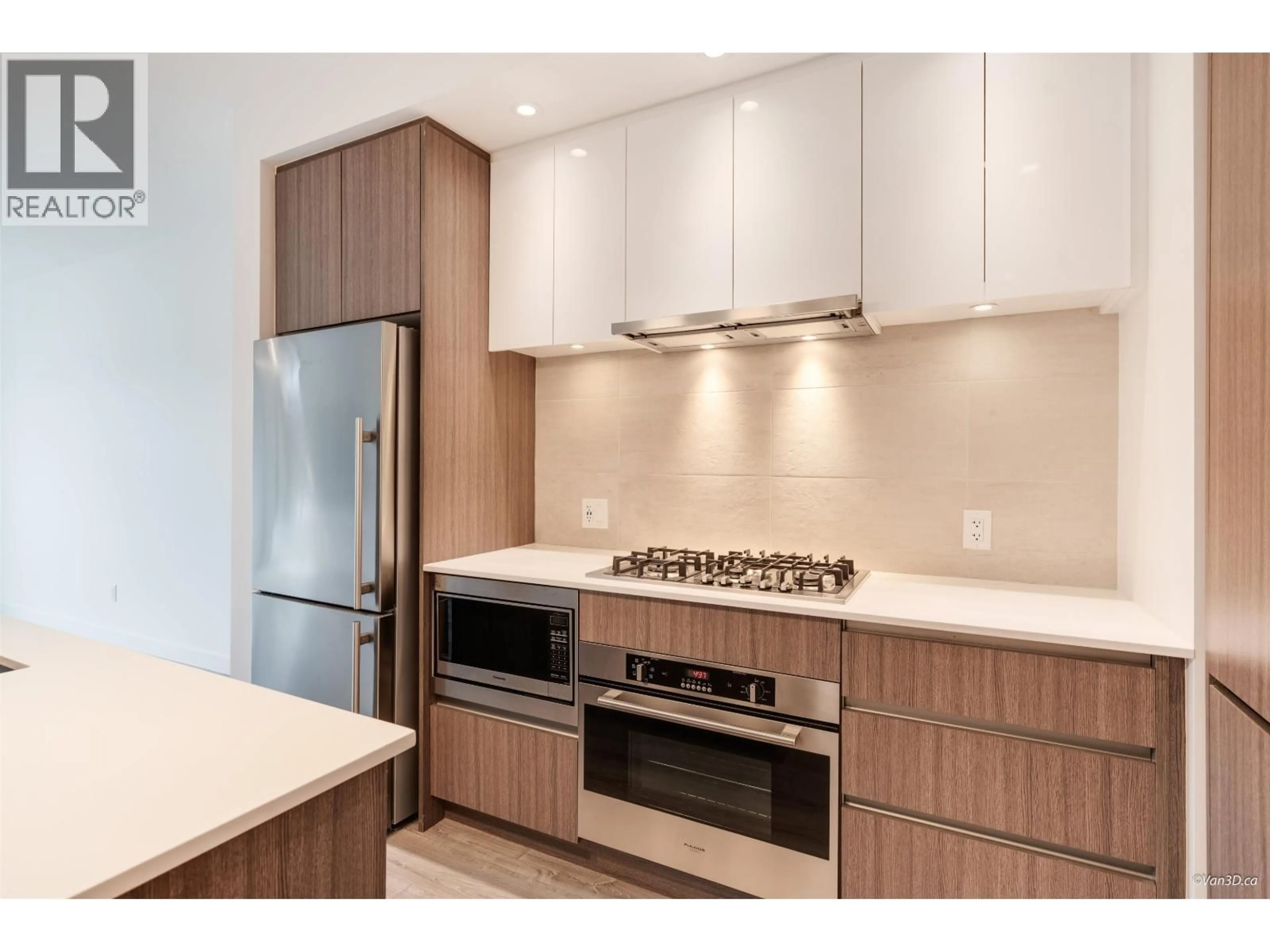 Standard kitchen, unknown for 318 - 516 FOSTER AVENUE, Coquitlam British Columbia V6Y0A6