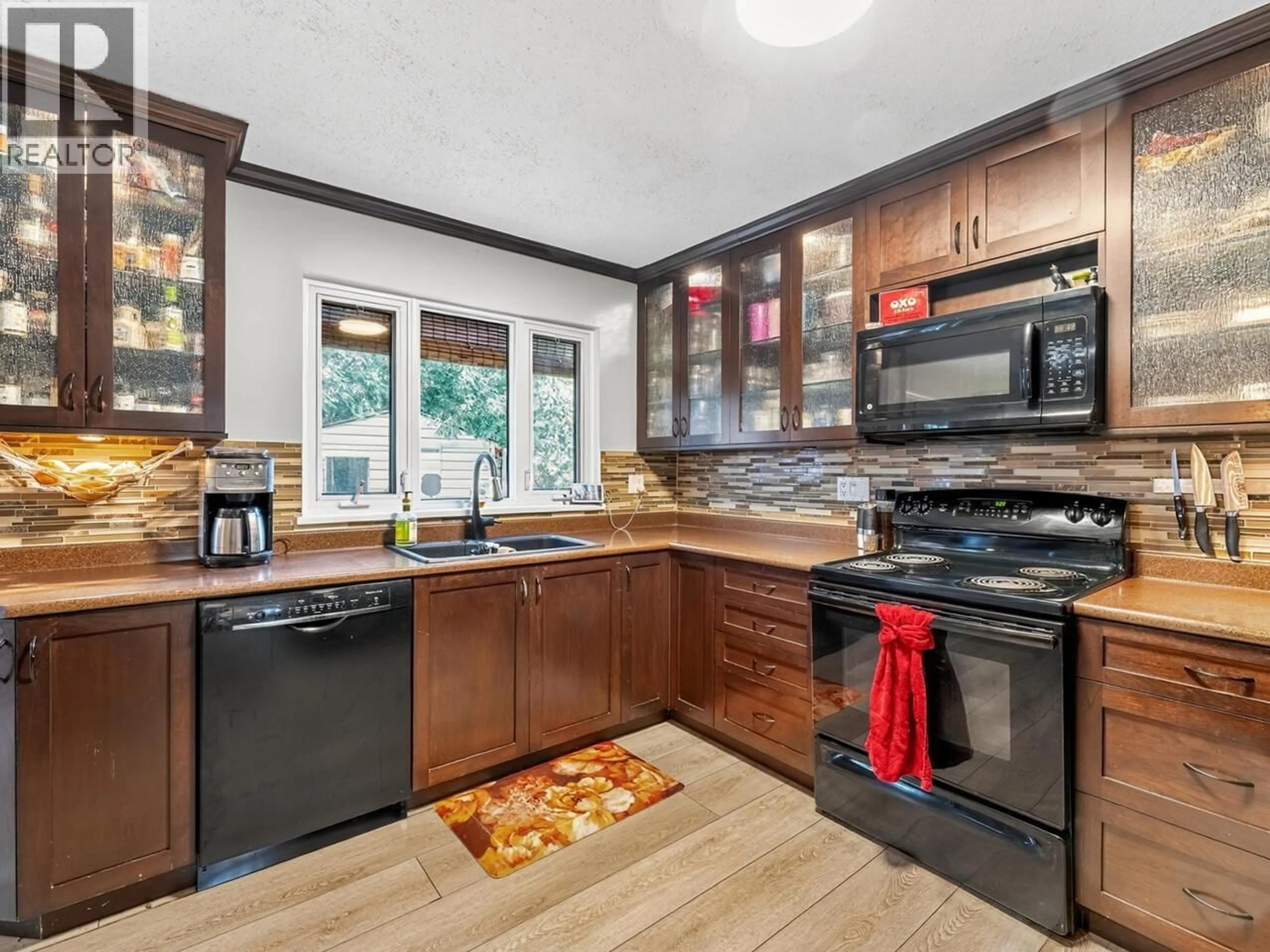 Open concept kitchen, unknown for 11790 212 STREET, Maple Ridge British Columbia V2X8P9