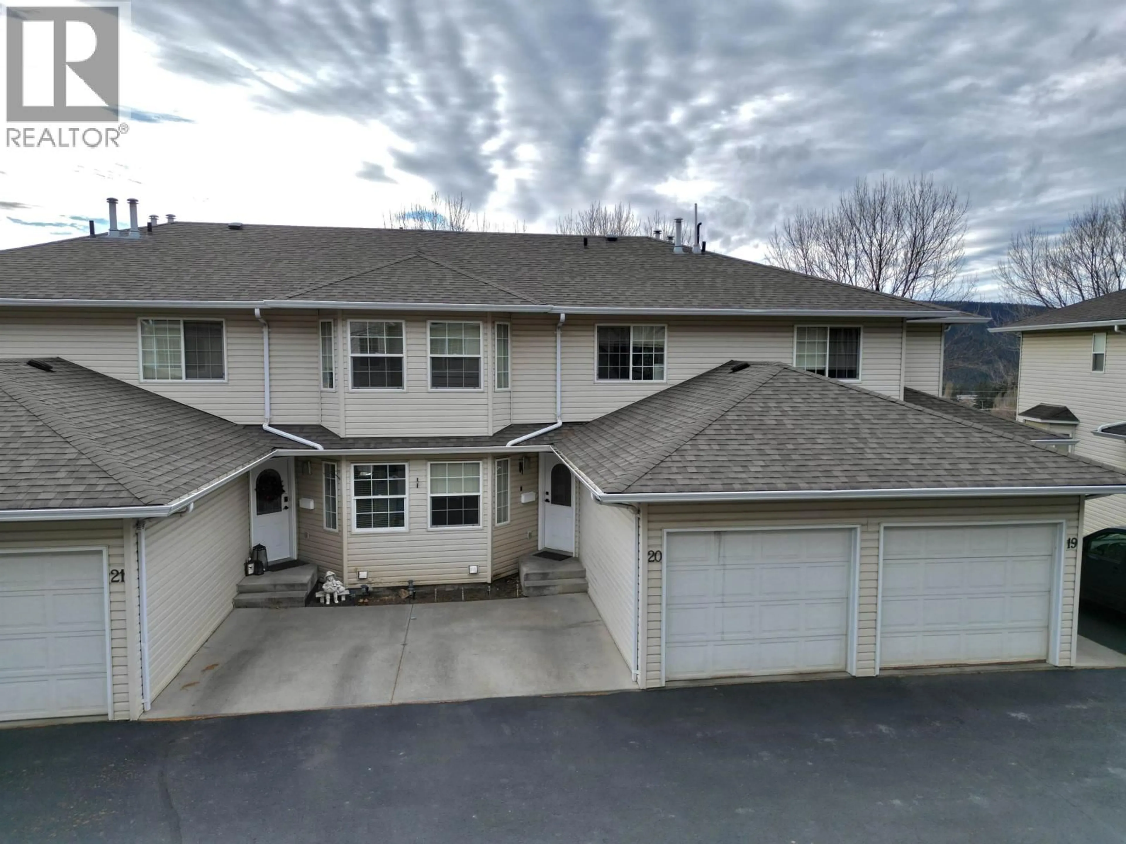A pic from outside/outdoor area/front of a property/back of a property/a pic from drone, street for 20 - 350 PEARKES DRIVE, Williams Lake British Columbia V2G4T2