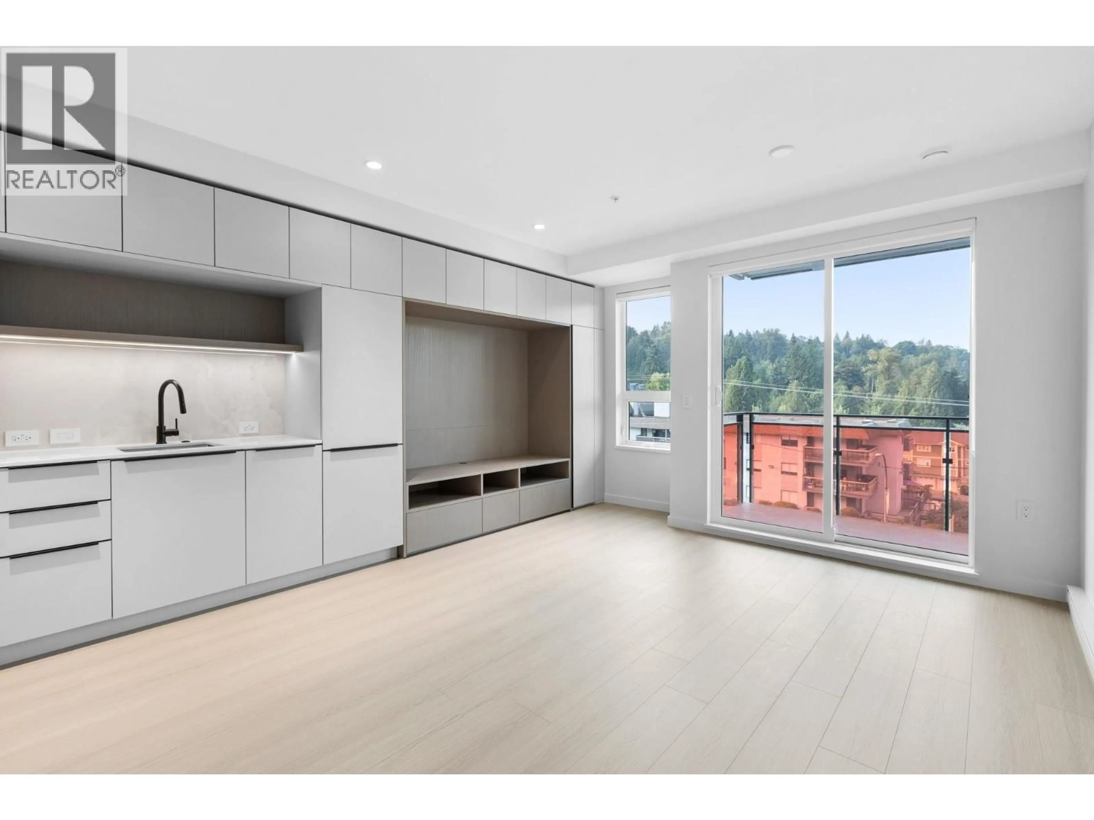 Open concept kitchen, unknown for 412 - 2015 ST. JOHNS STREET, Port Moody British Columbia V3H0N5