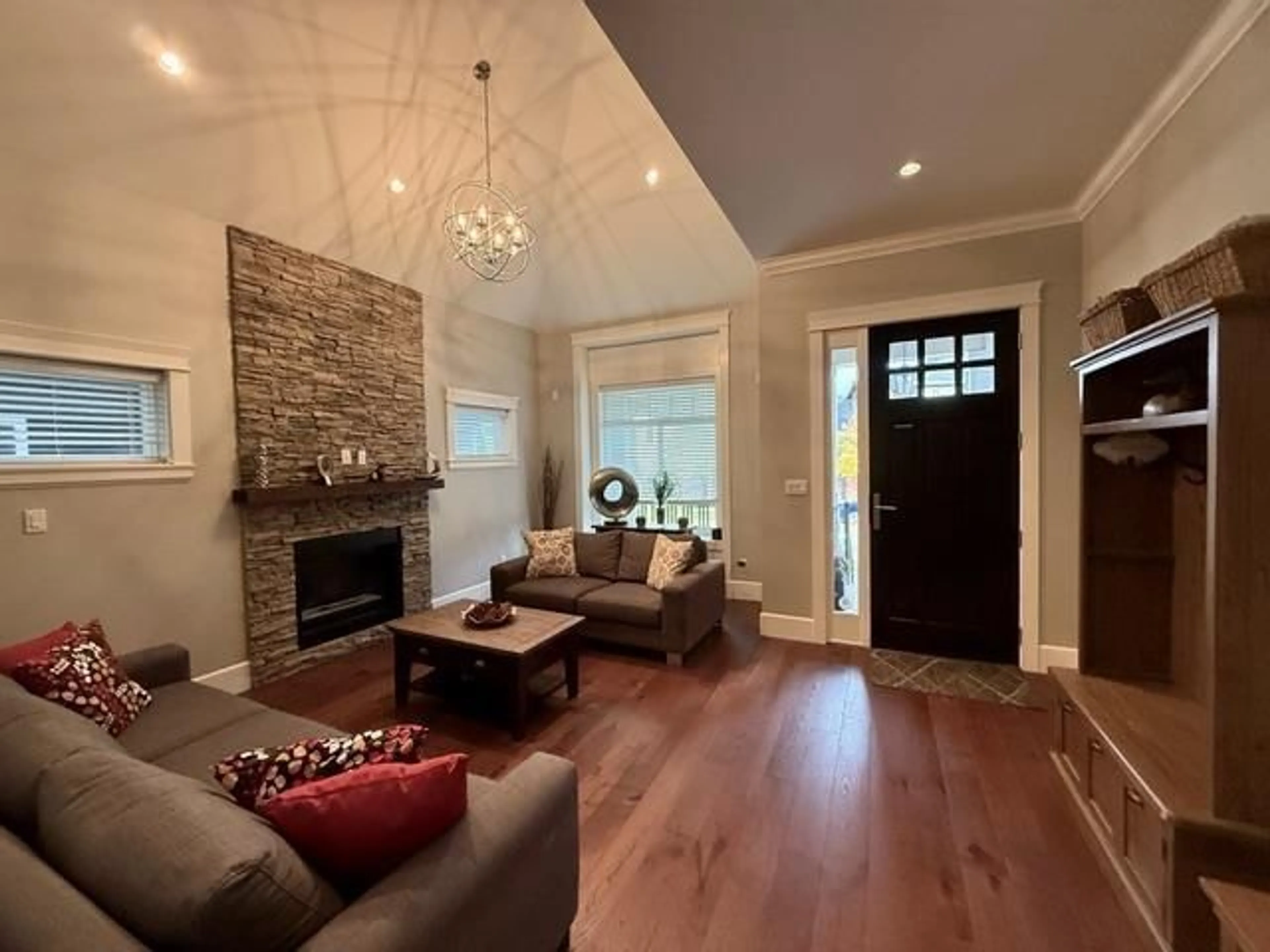 Living room with furniture, unknown for 16459 63, Surrey British Columbia V3S2V2