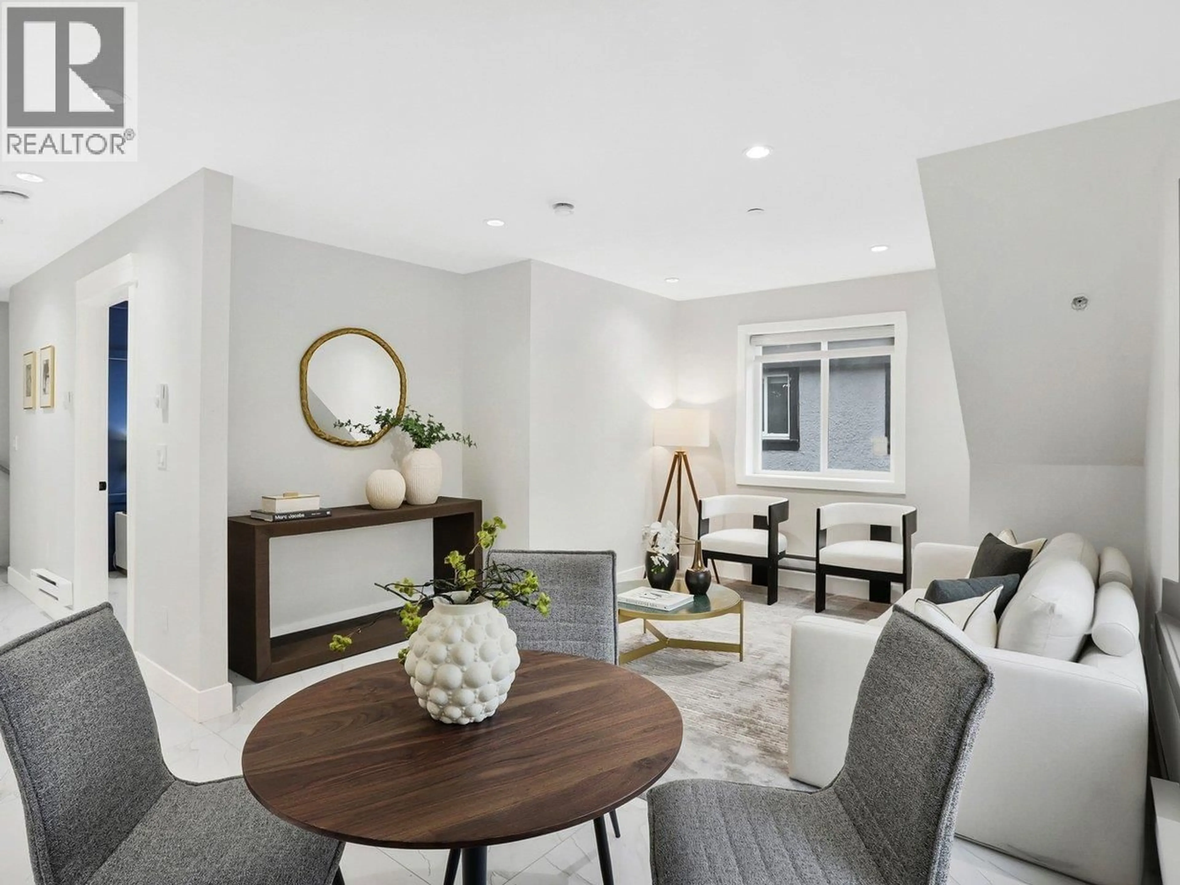 Living room with furniture, unknown for 1018 24TH AVENUE, Vancouver British Columbia V5V2B1