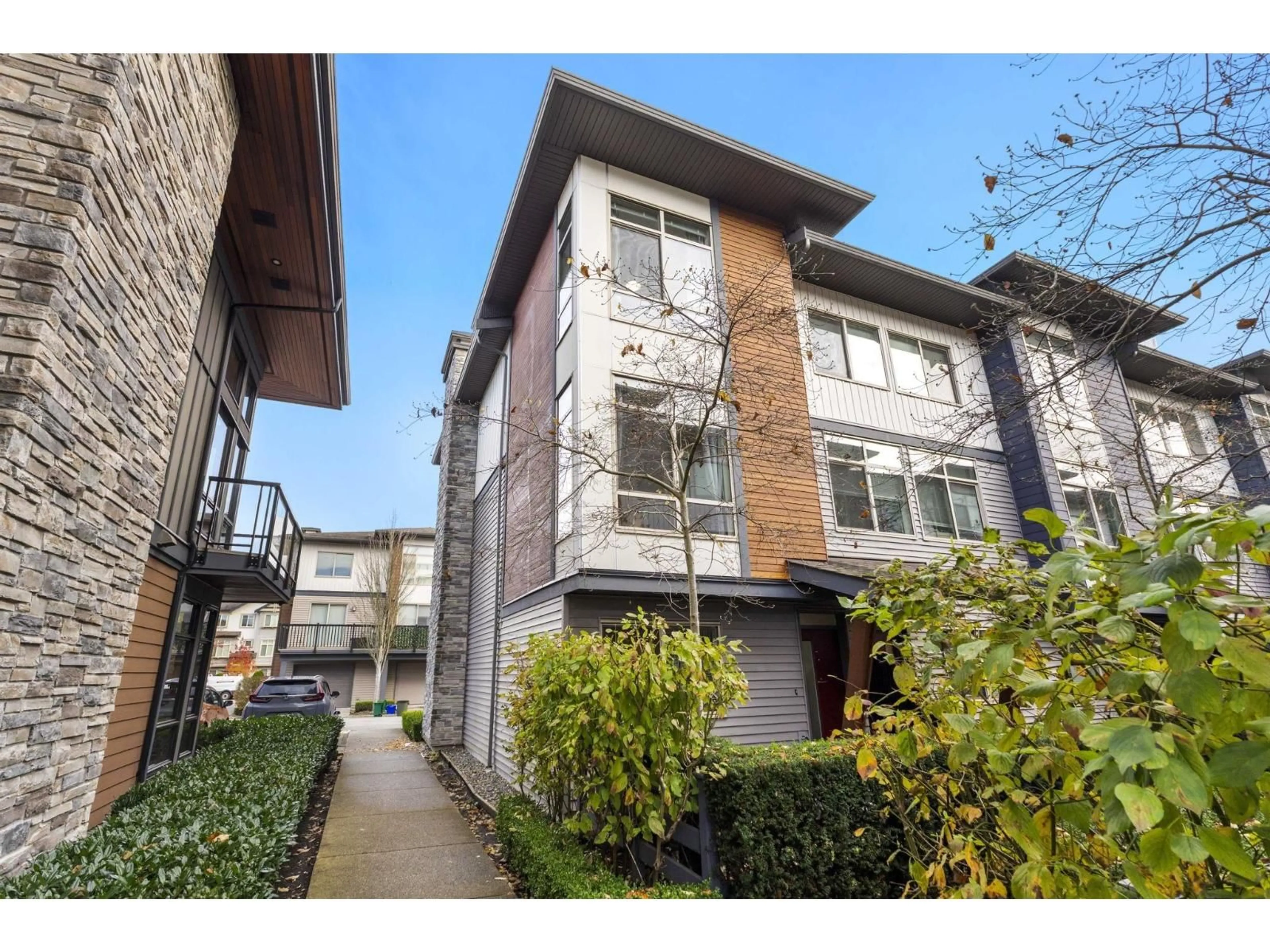 Unknown for 48 - 8473 163 STREET, Surrey British Columbia V4N6M7