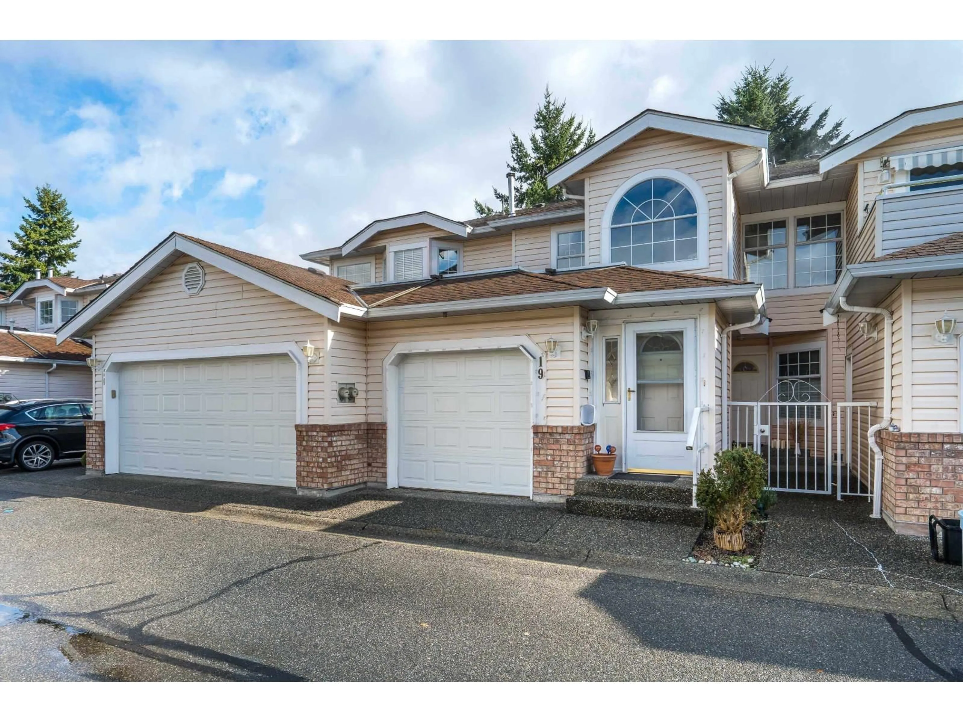 Unknown for 19 - 9168 FLEETWOOD, Surrey British Columbia V3R0P1