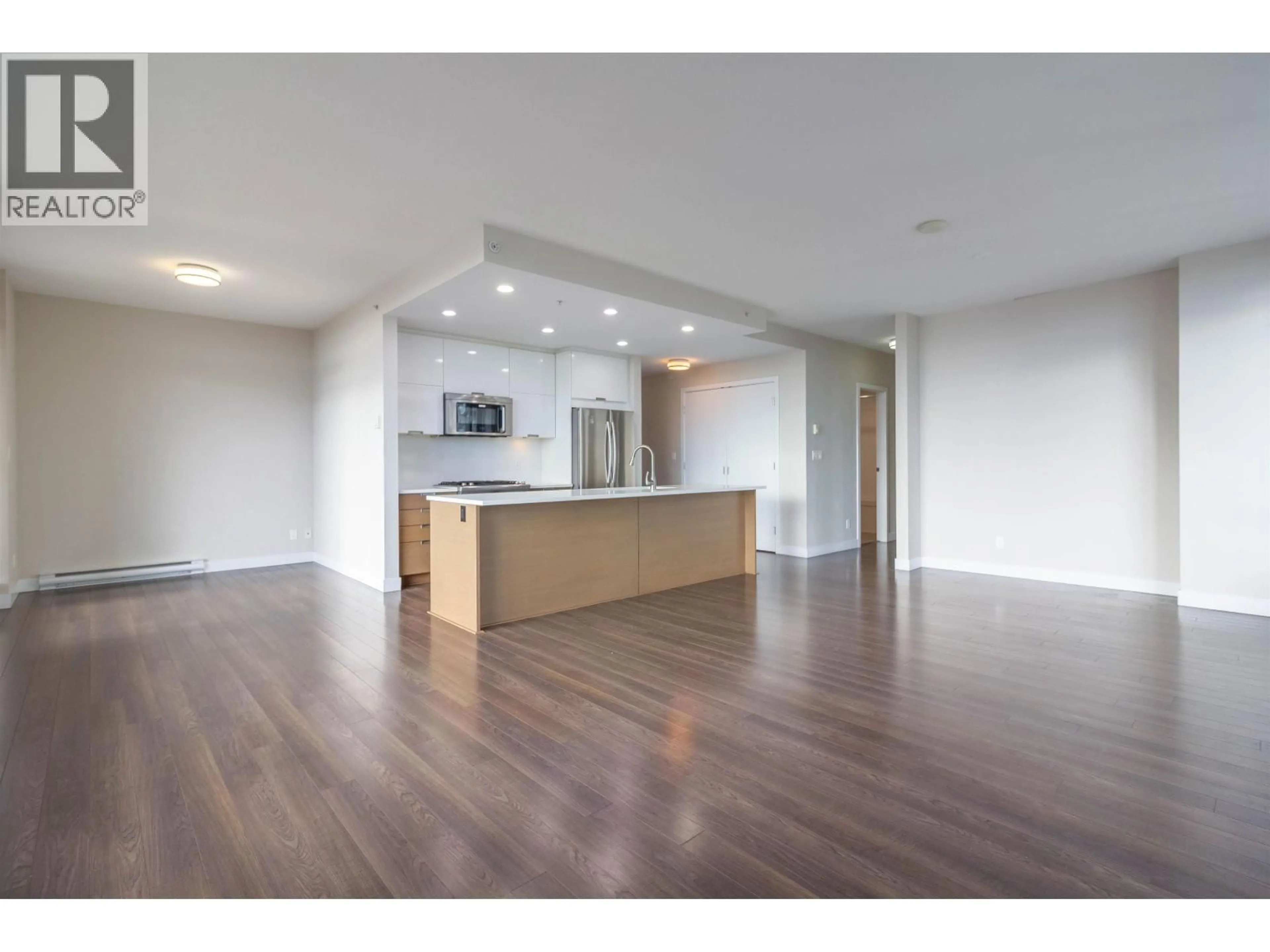 Open concept kitchen, wood/laminate floor for 2302 - 2077 ROSSER AVENUE, Burnaby British Columbia V5C0G6