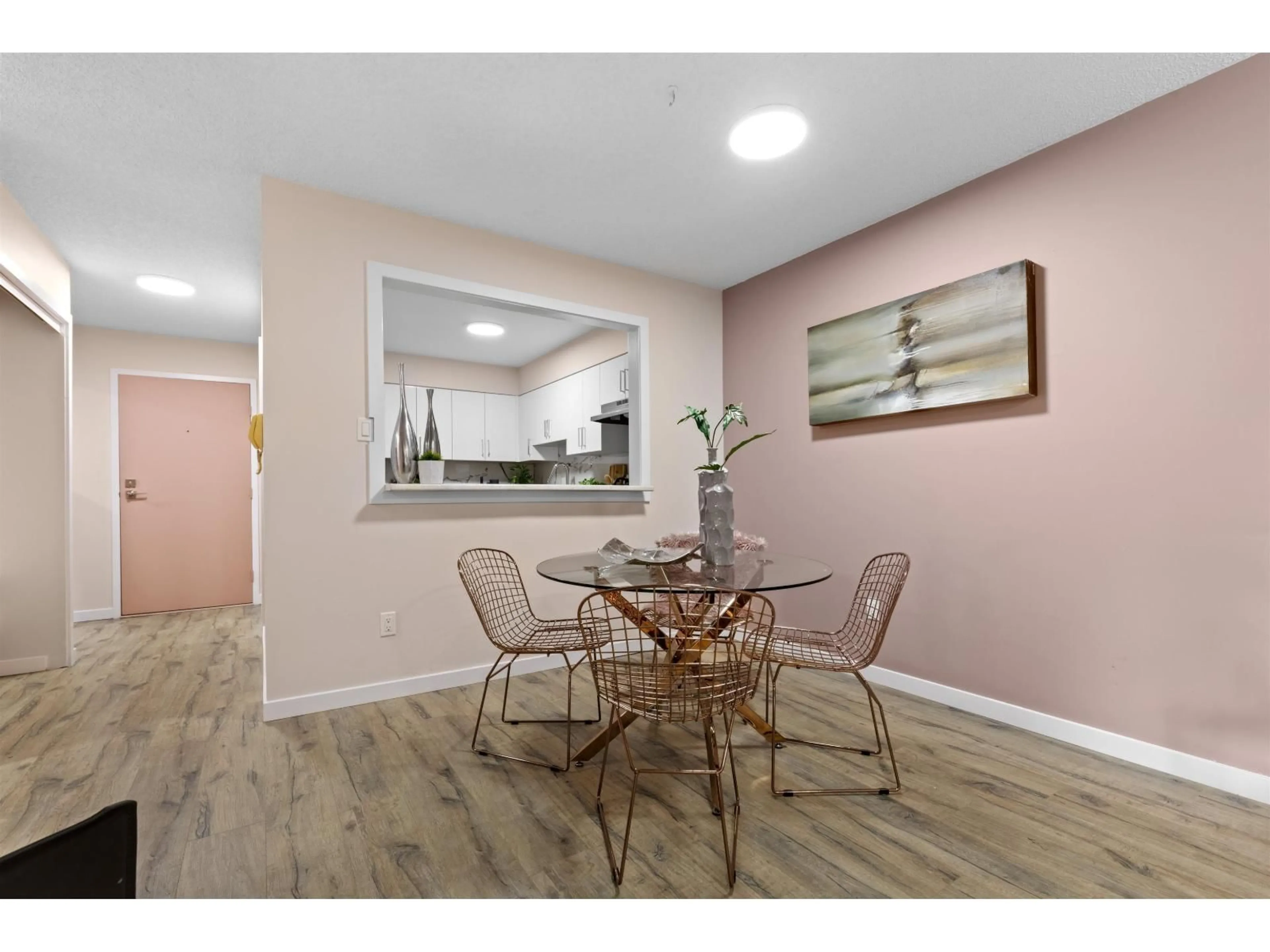 Dining room, wood/laminate floor for 308 - 1561 VIDAL, White Rock British Columbia V4B5A7