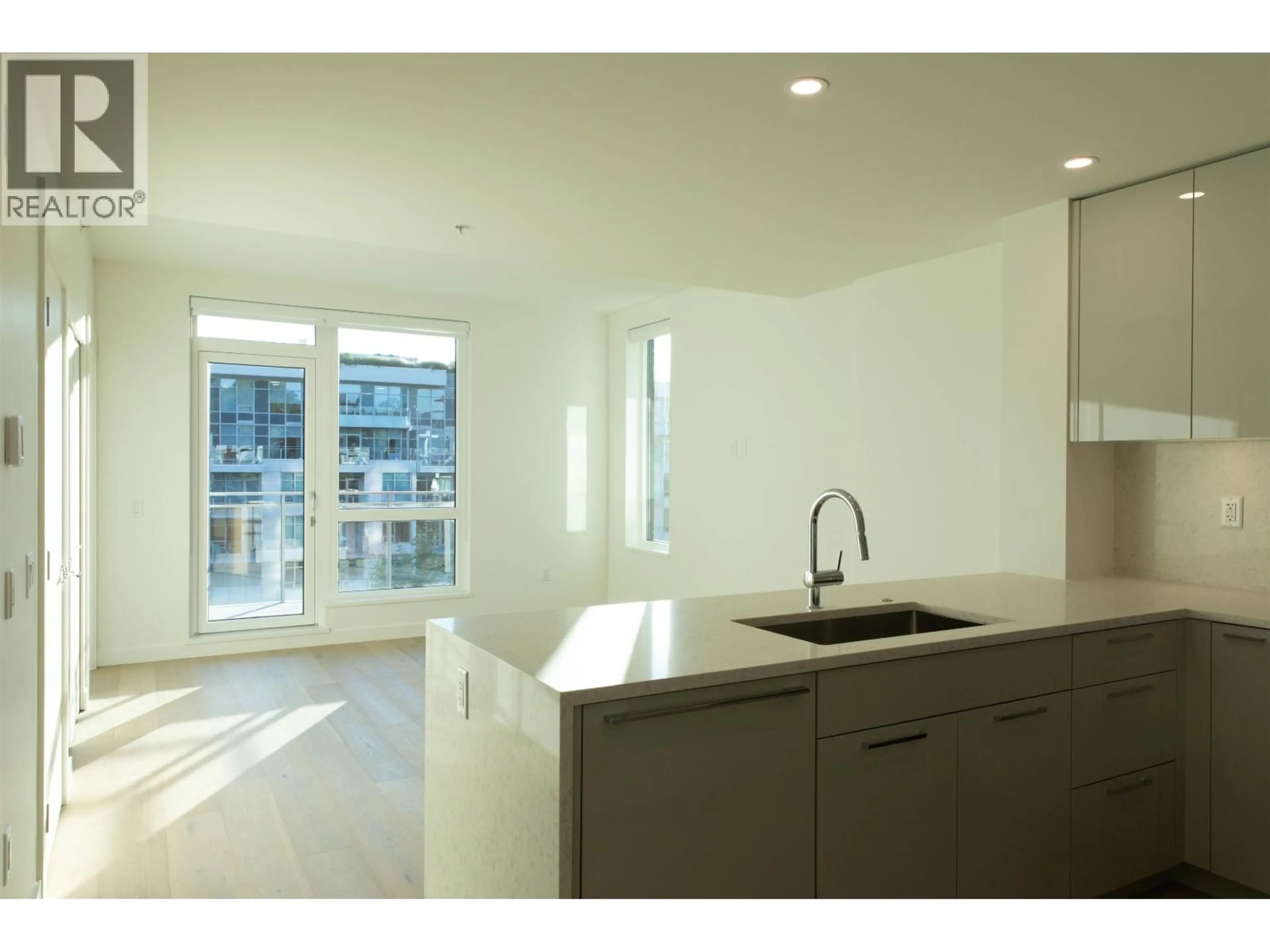 Unknown for 409 - 5058 CAMBIE STREET, Vancouver British Columbia V5Z2Z5