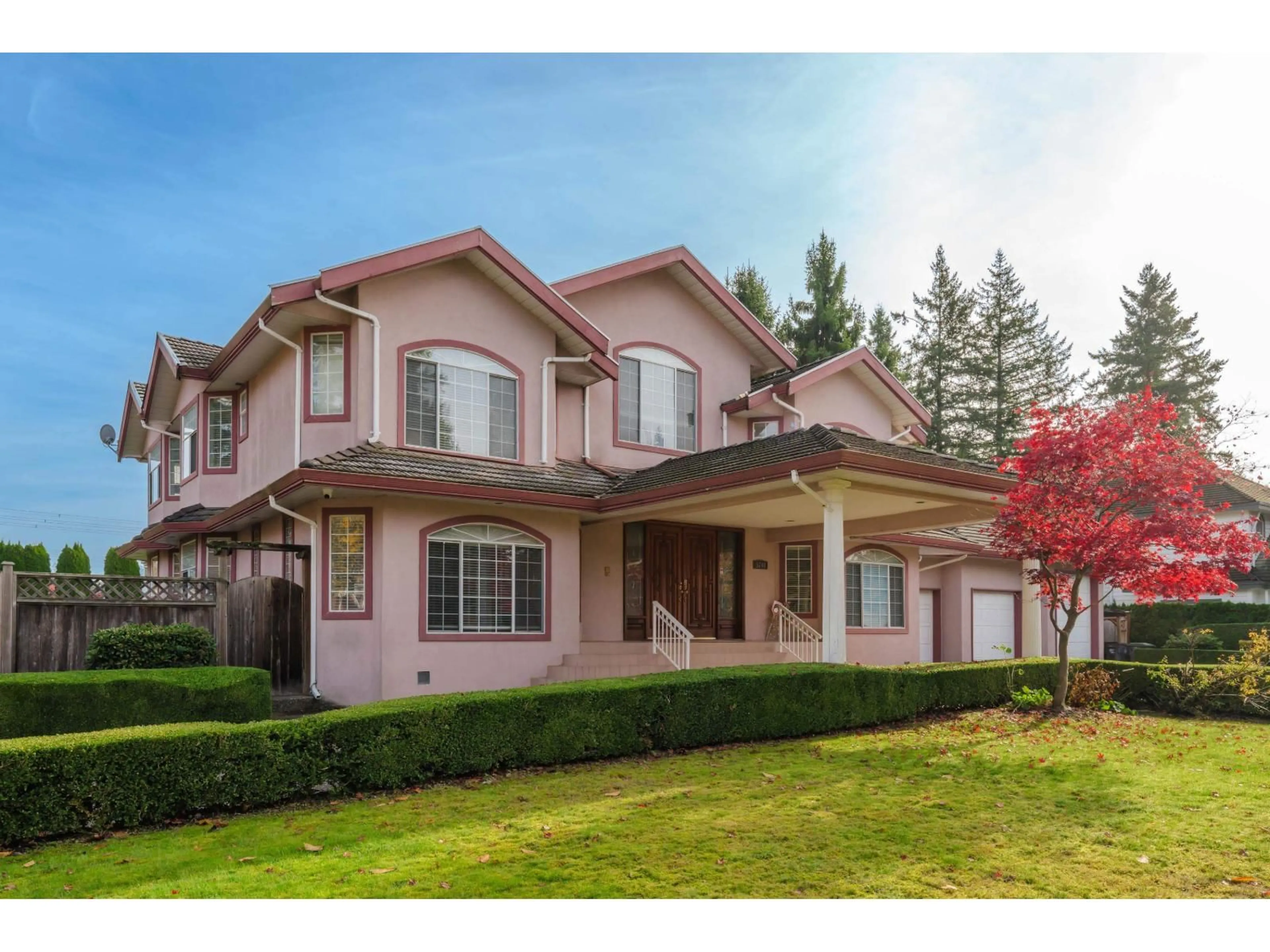 Home with vinyl exterior material, street for 5748 126, Surrey British Columbia V3X3G8