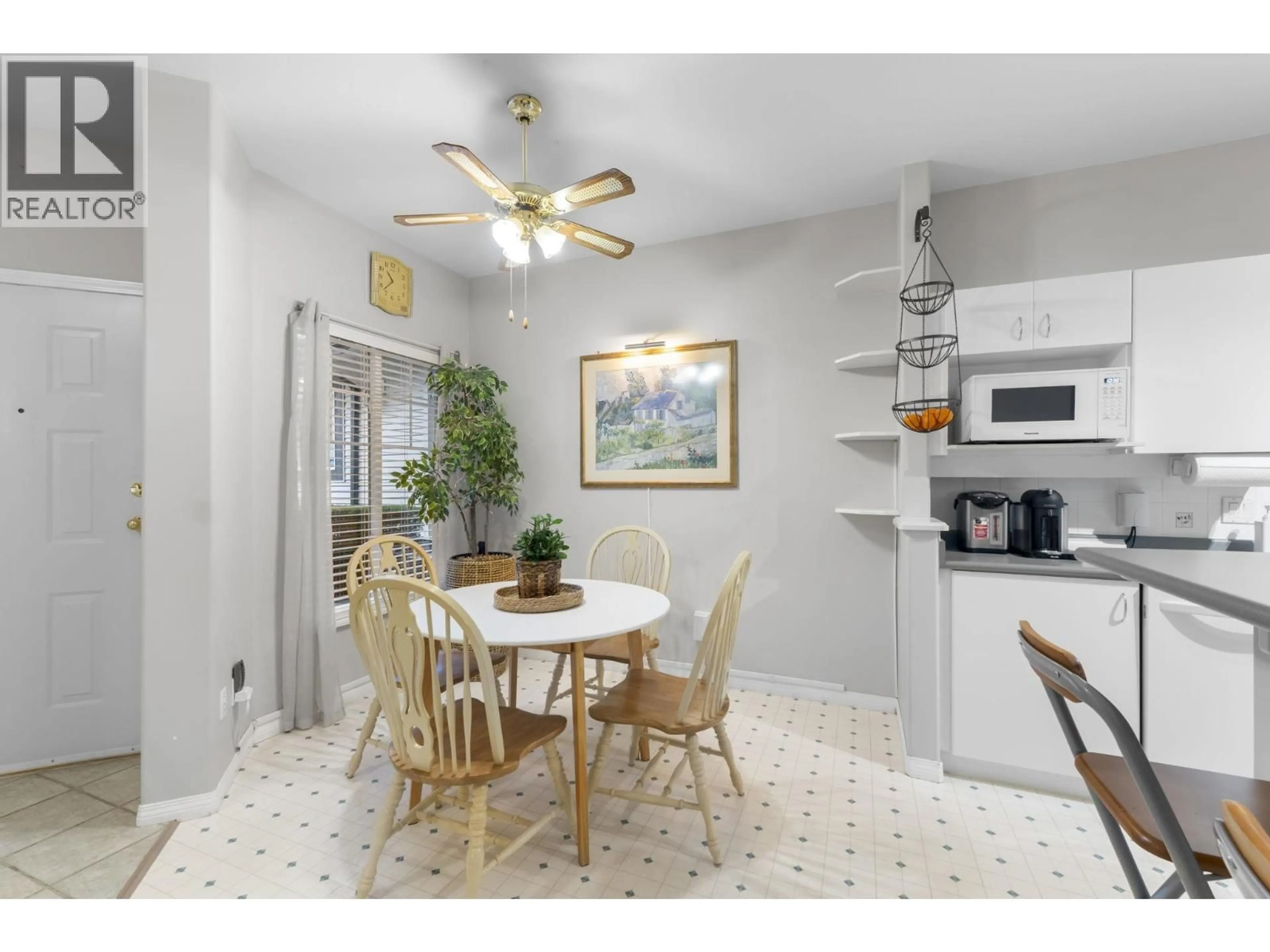 Dining room, ceramic/tile floor for 16 - 1765 PADDOCK DRIVE, Coquitlam British Columbia V3E3J1