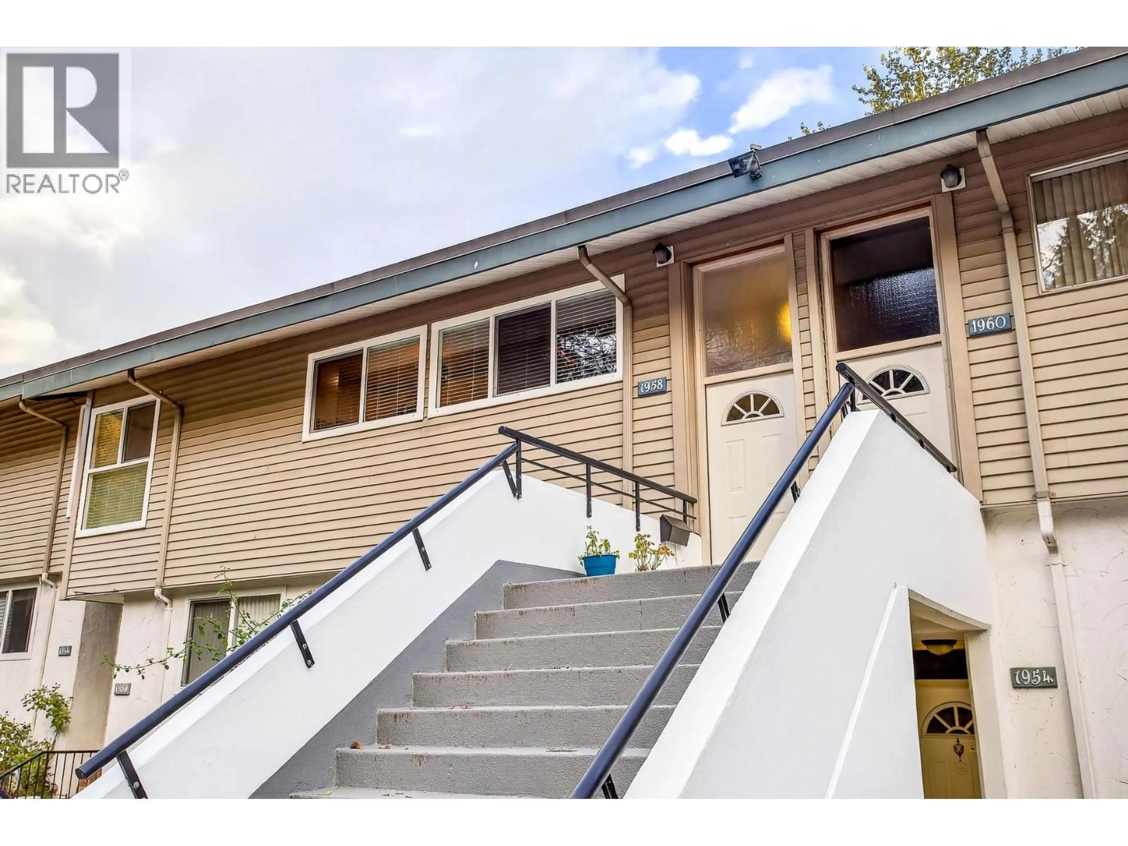 Unknown for 1958 HIGHVIEW PLACE, Port Moody British Columbia V3H1N5