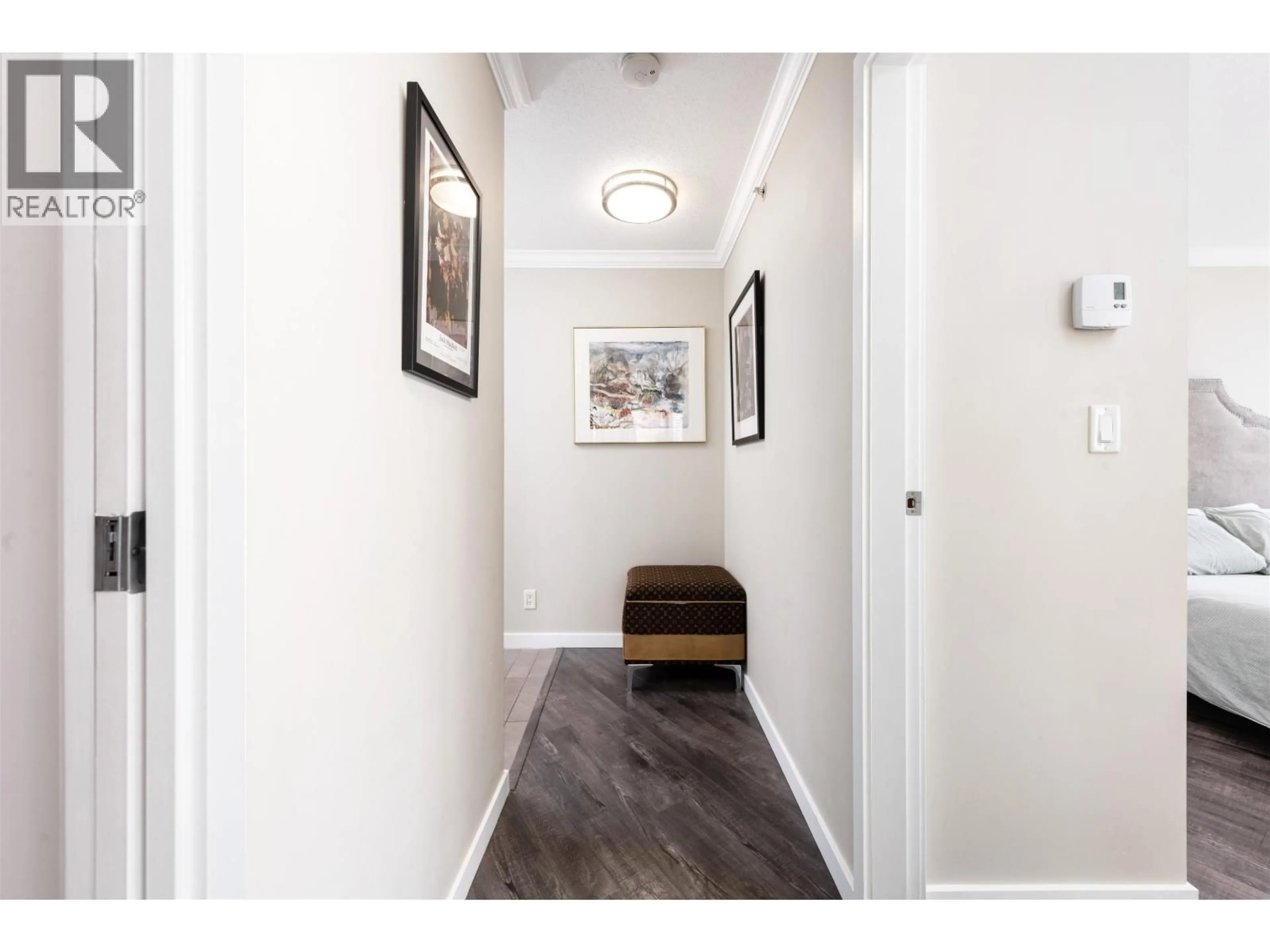 Indoor entryway for 1606 - 33 SMITHE STREET, Vancouver British Columbia V6B0B5