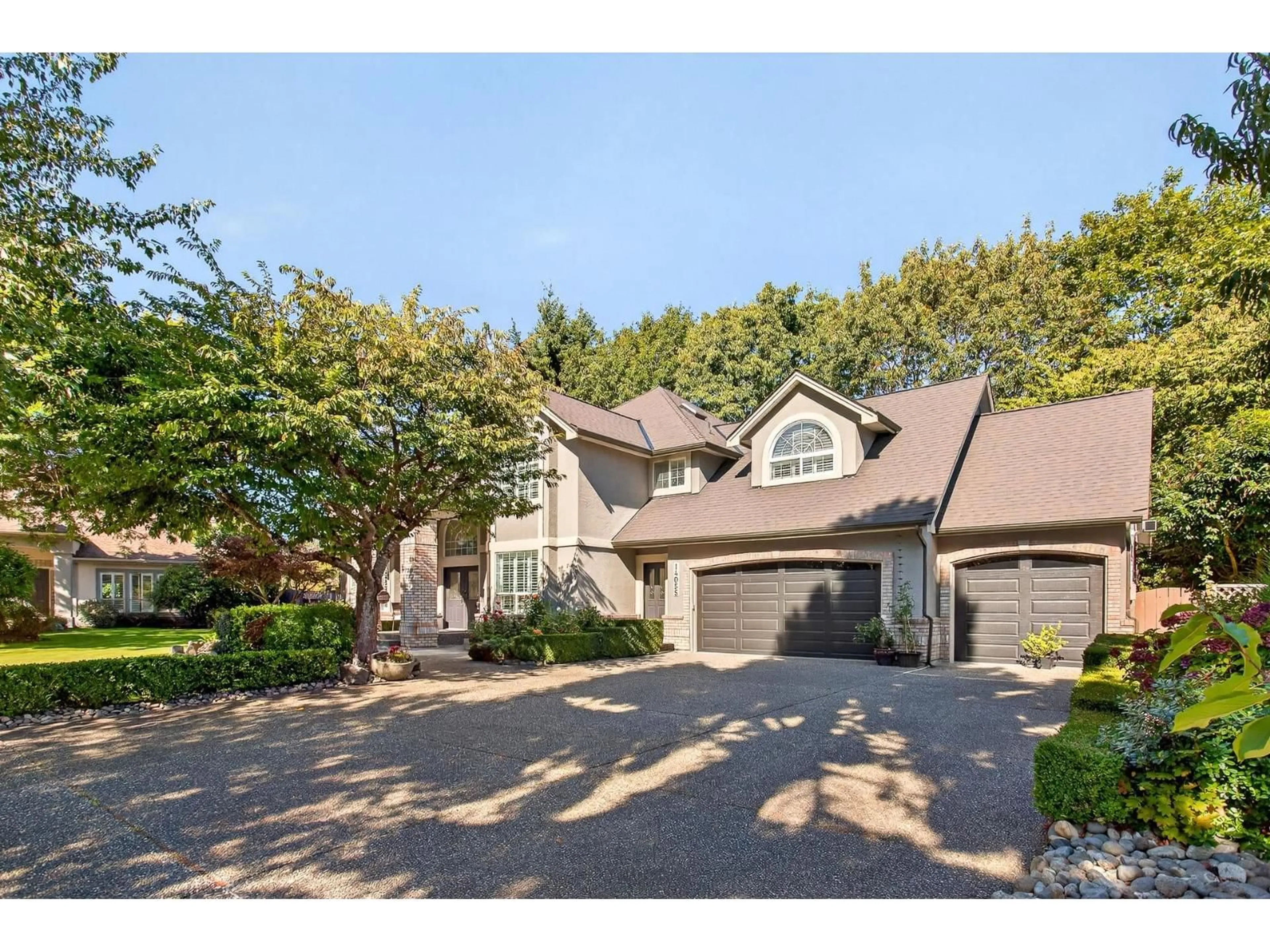 A pic from outside/outdoor area/front of a property/back of a property/a pic from drone, street for 14055 29A, Surrey British Columbia V4P2J8