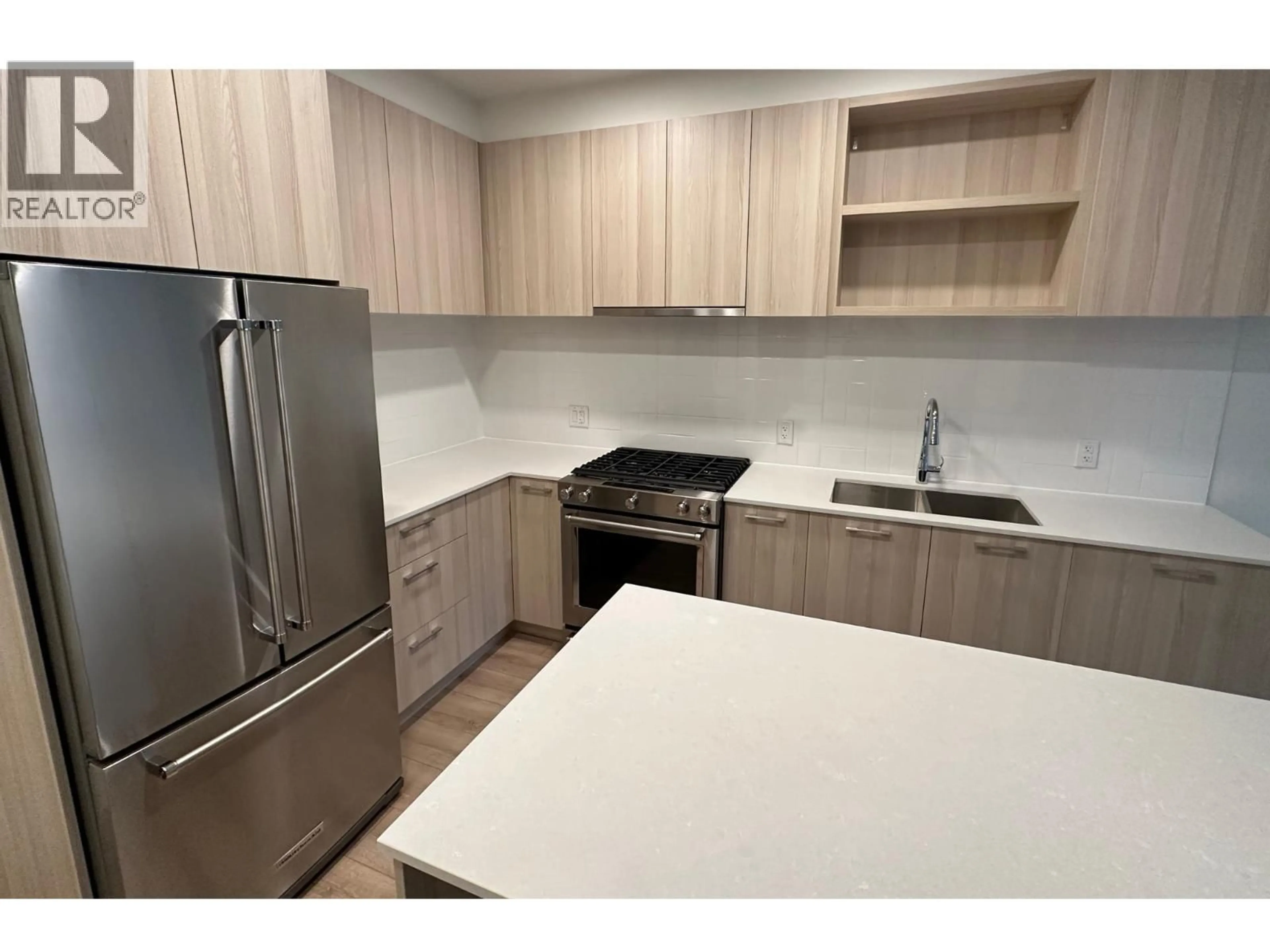 Standard kitchen, wood/laminate floor for 413 - 741 ANSKAR COURT, Coquitlam British Columbia V3J0N3