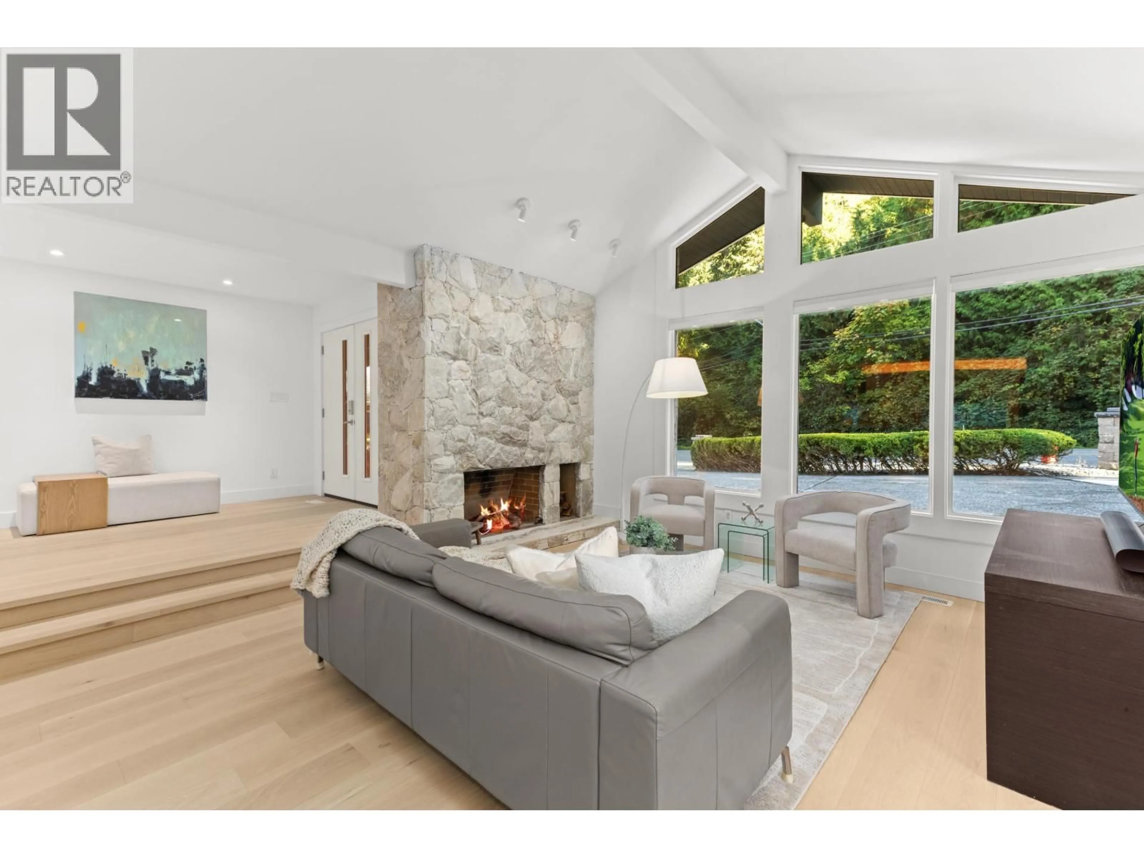 Living room with furniture, unknown for 5540 MARINE DRIVE, West Vancouver British Columbia V7W2R5