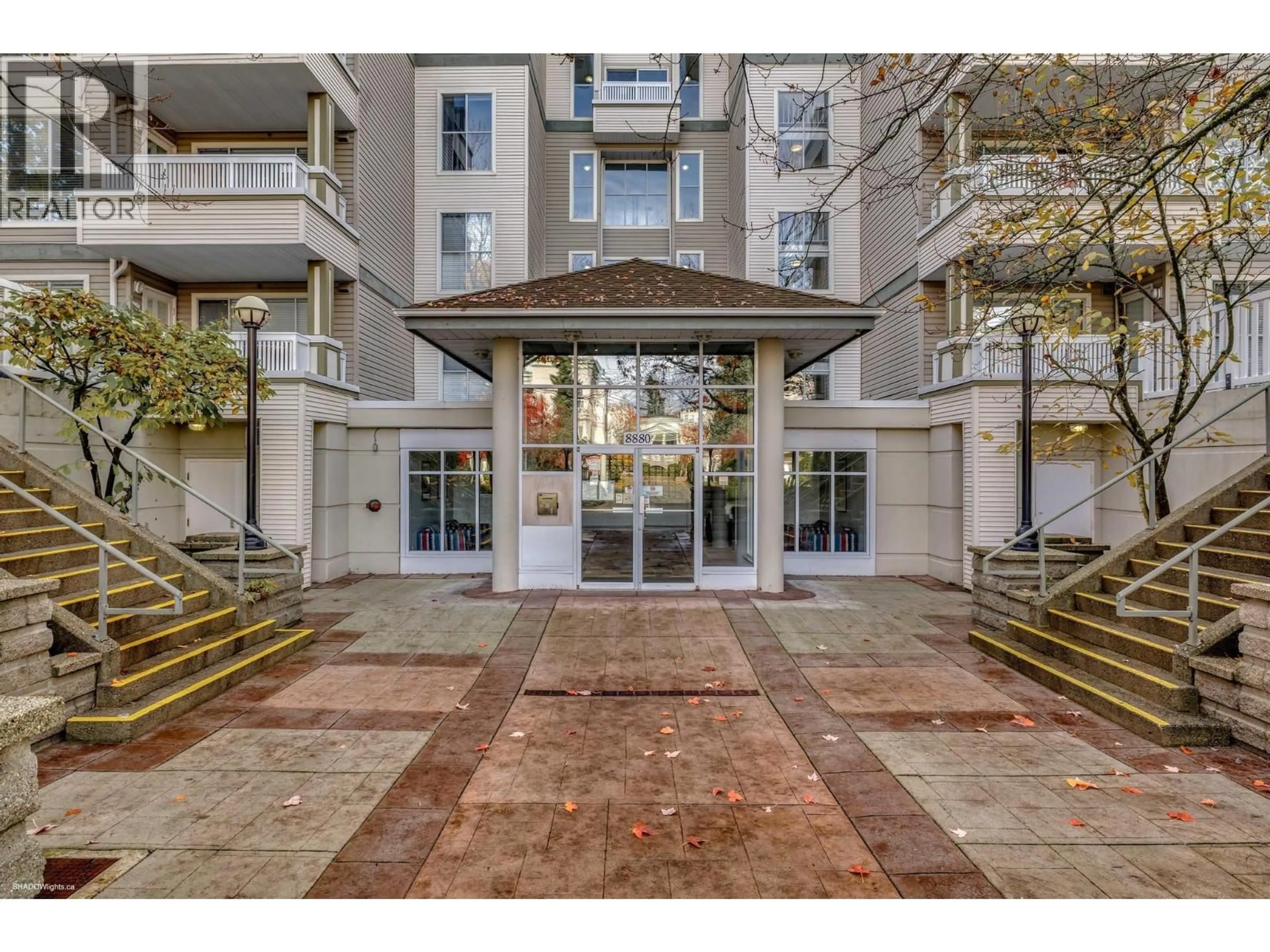 Indoor foyer for 125 - 8880 JONES ROAD, Richmond British Columbia V6Y3Z1