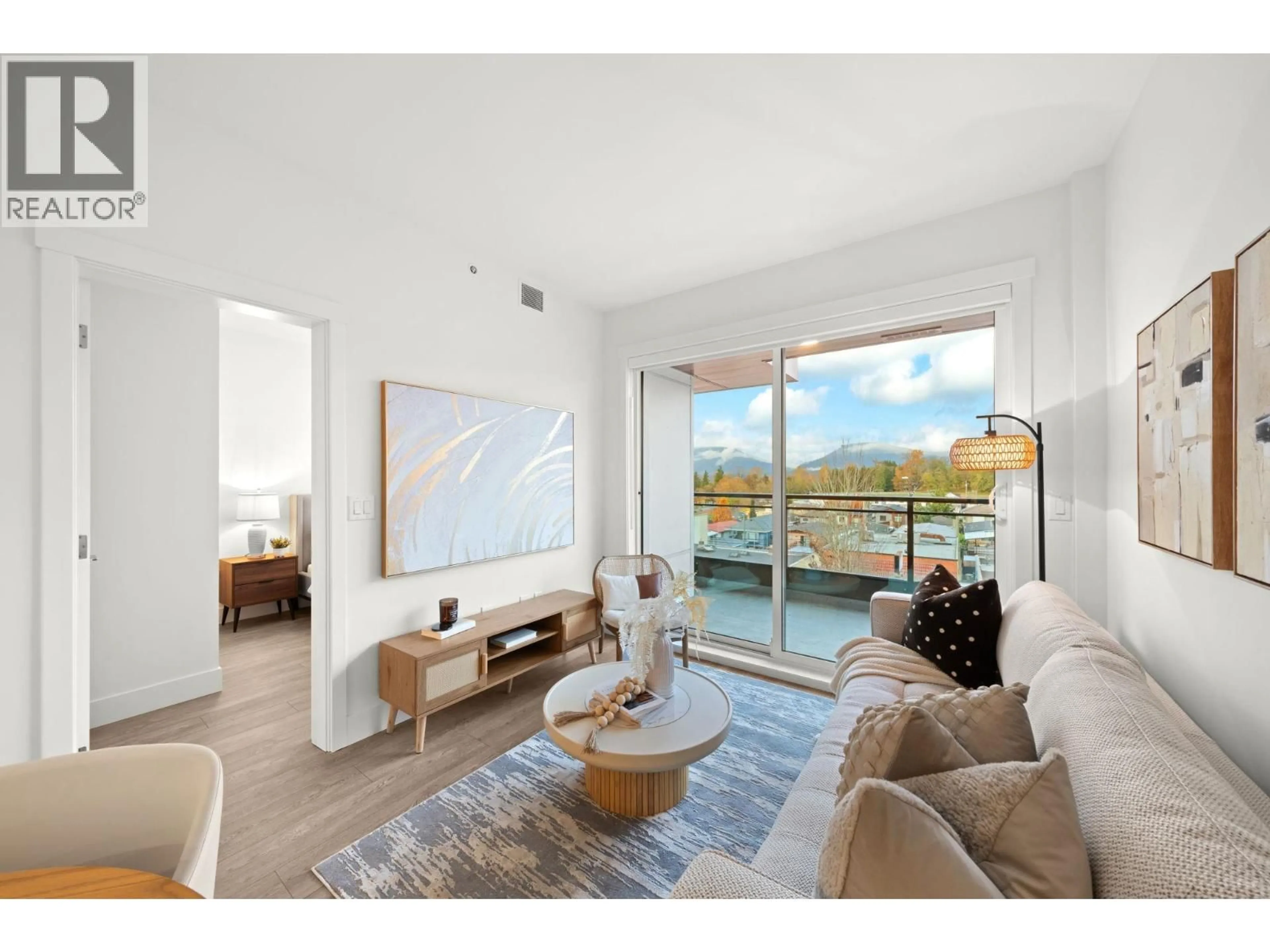 Living room with furniture, unknown for 419 - 4788 HASTINGS STREET, Burnaby British Columbia V5C0P4