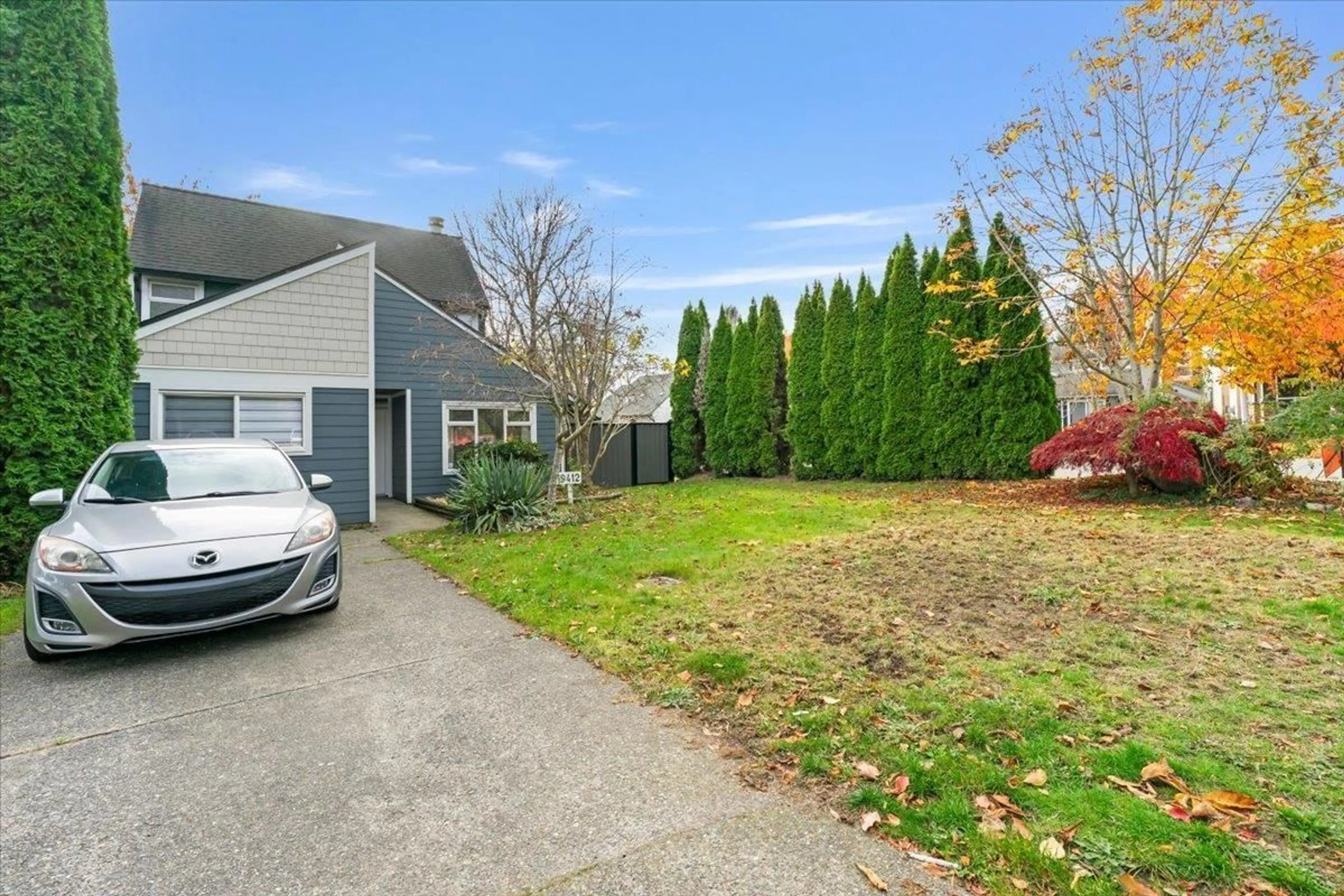 A pic from outside/outdoor area/front of a property/back of a property/a pic from drone, street for 19412 62, Surrey British Columbia V3S7L4