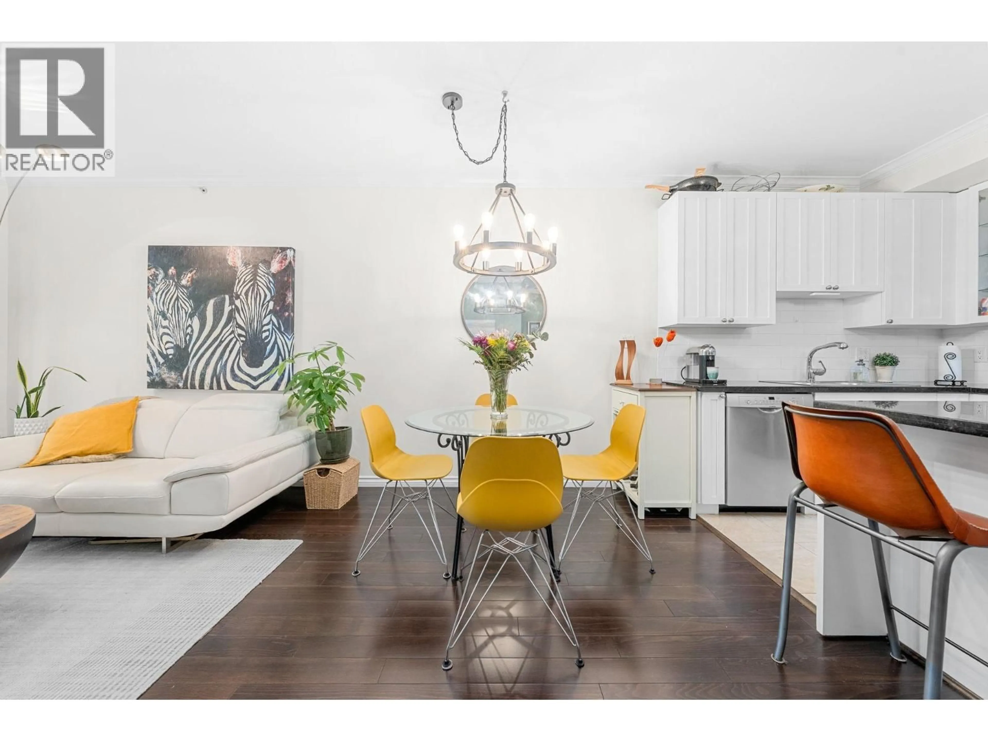 Open concept kitchen, wood/laminate floor for 314 - 170 1ST STREET, North Vancouver British Columbia V7M3P2