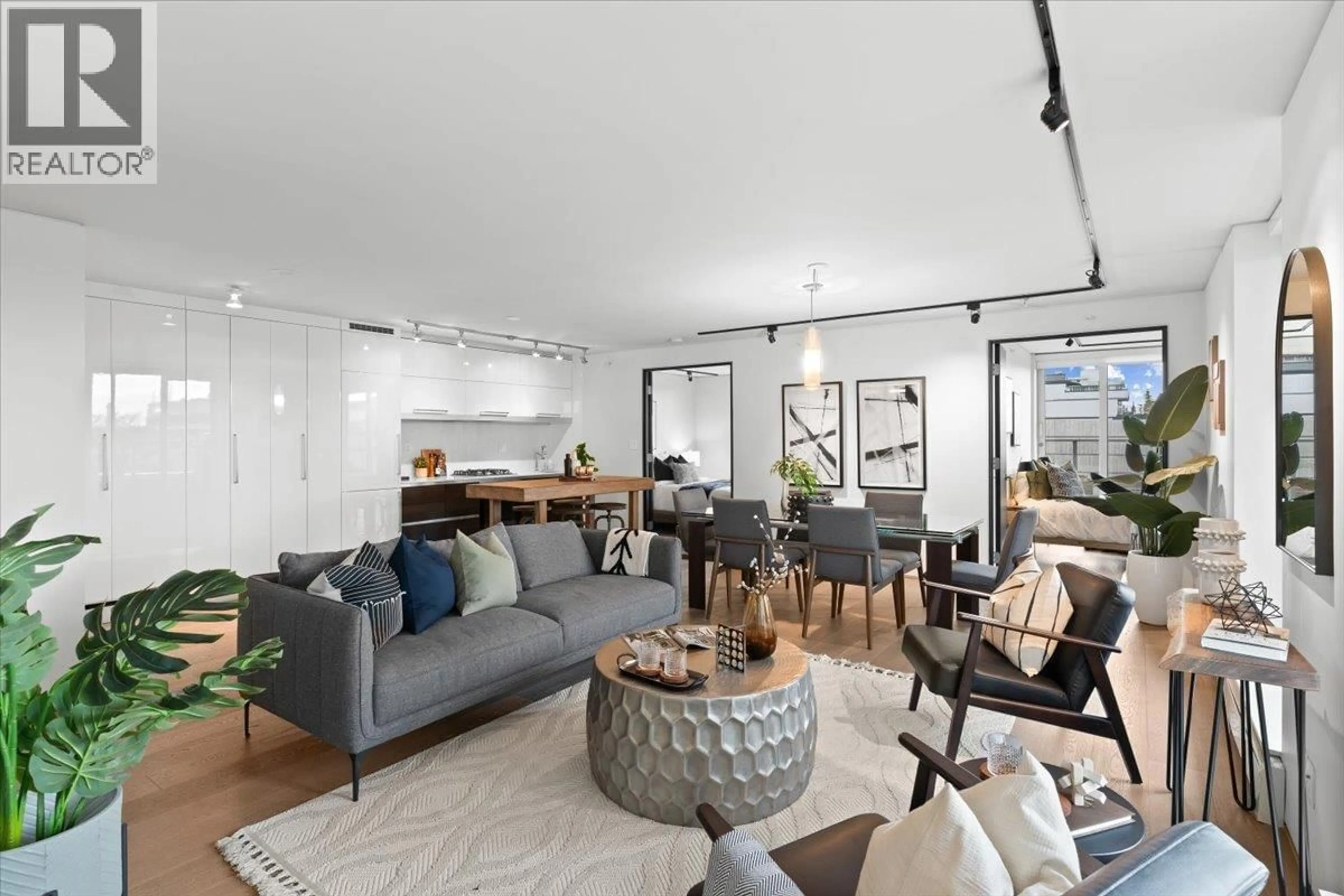 Living room with furniture, unknown for 912 - 189 KEEFER STREET, Vancouver British Columbia V6A0C8