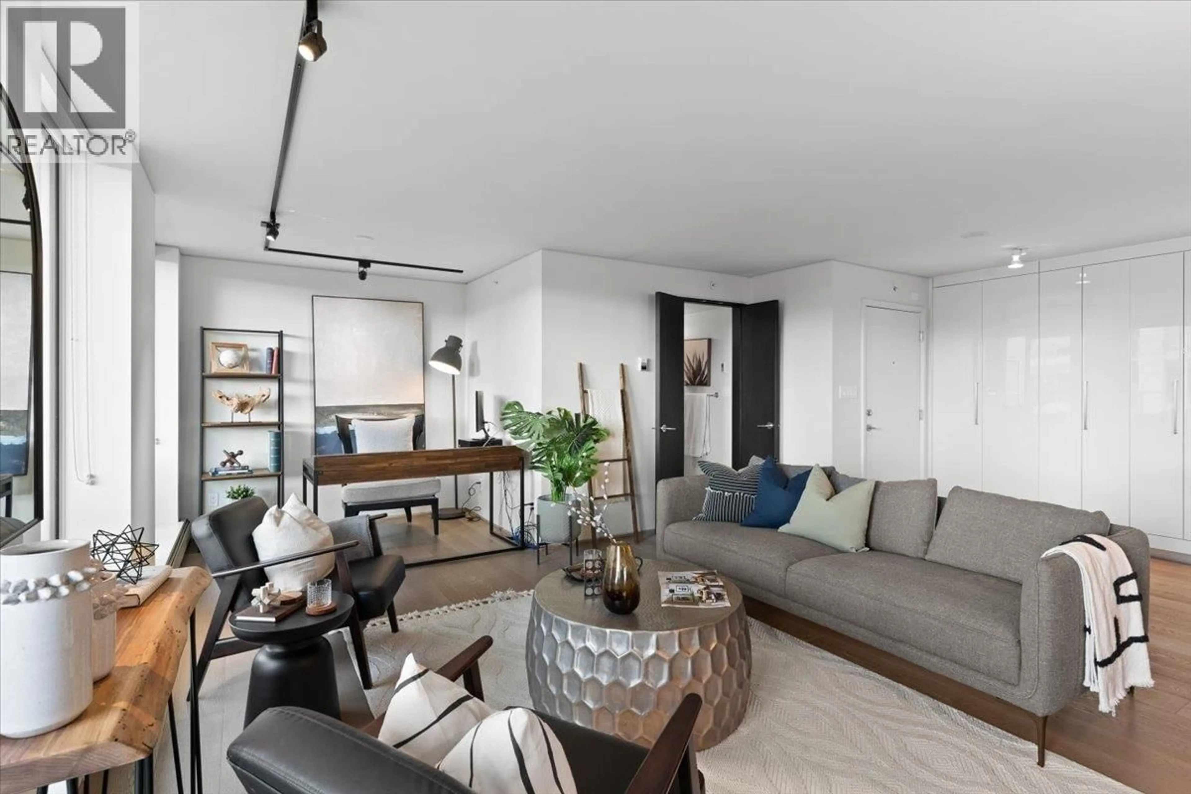 Living room with furniture, unknown for 912 - 189 KEEFER STREET, Vancouver British Columbia V6A0C8