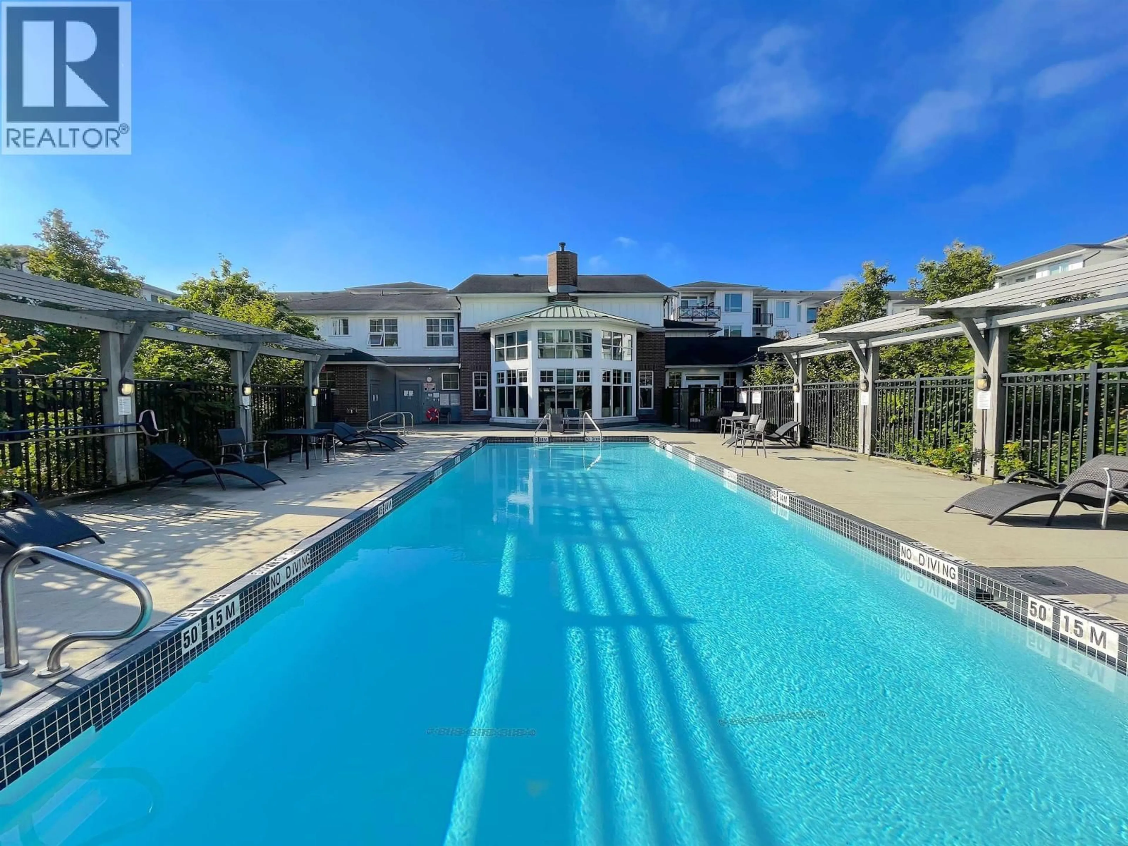 Pool for 425 - 9399 ODLIN ROAD, Richmond British Columbia V6X0J6