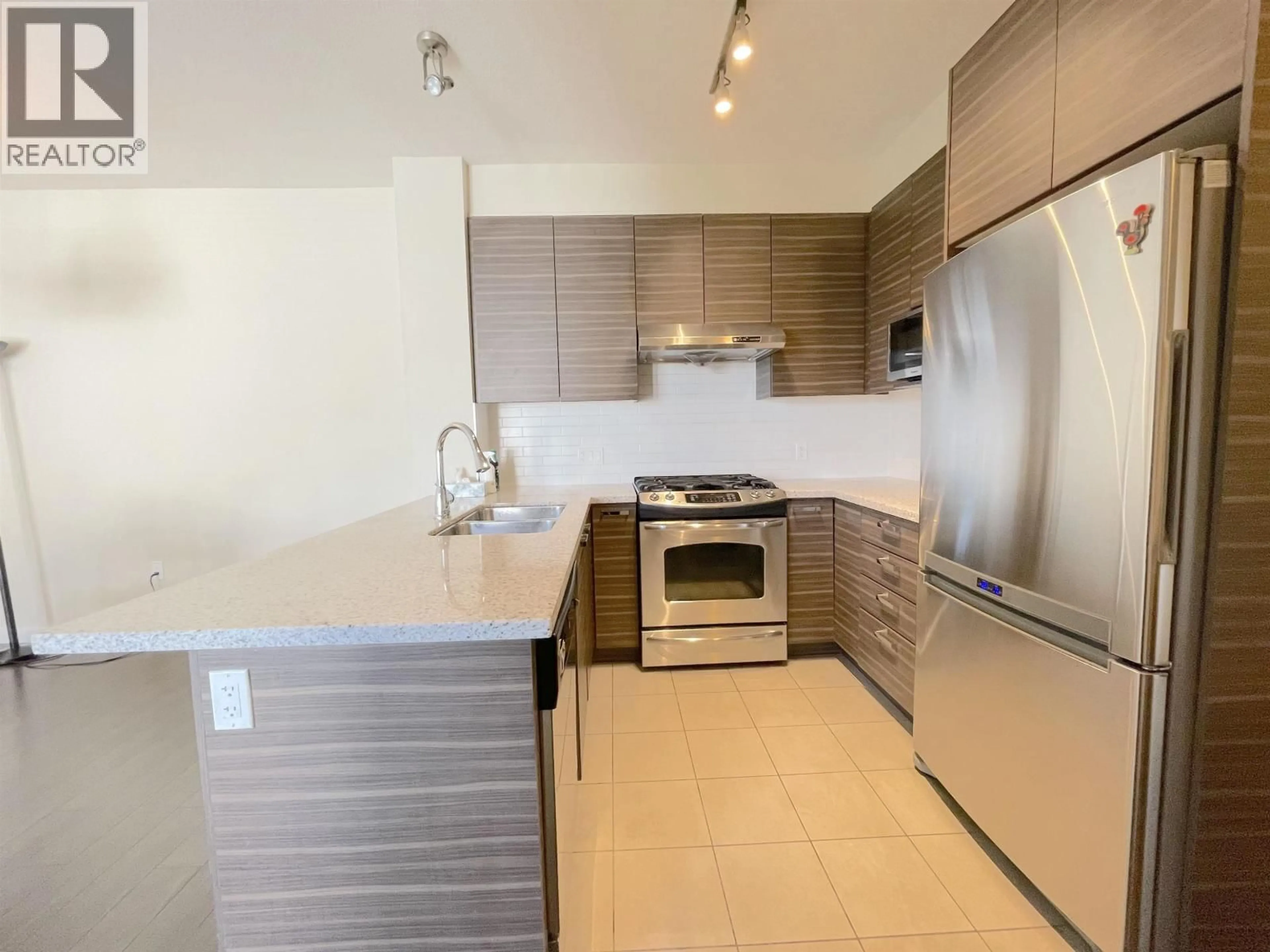 Standard kitchen, ceramic/tile floor for 425 - 9399 ODLIN ROAD, Richmond British Columbia V6X0J6