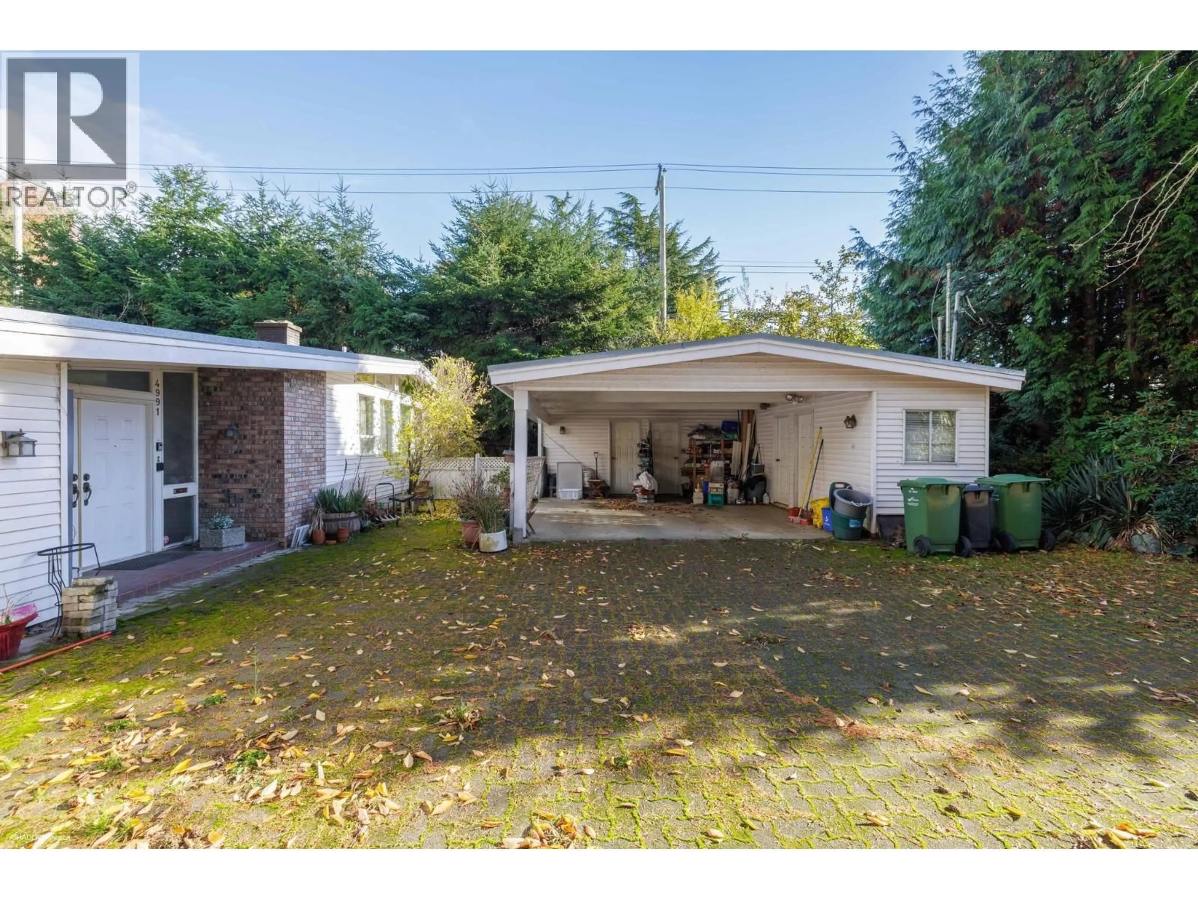 A pic from outside/outdoor area/front of a property/back of a property/a pic from drone, street for 4991 WESTMINSTER HIGHWAY, Richmond British Columbia V7C1B7