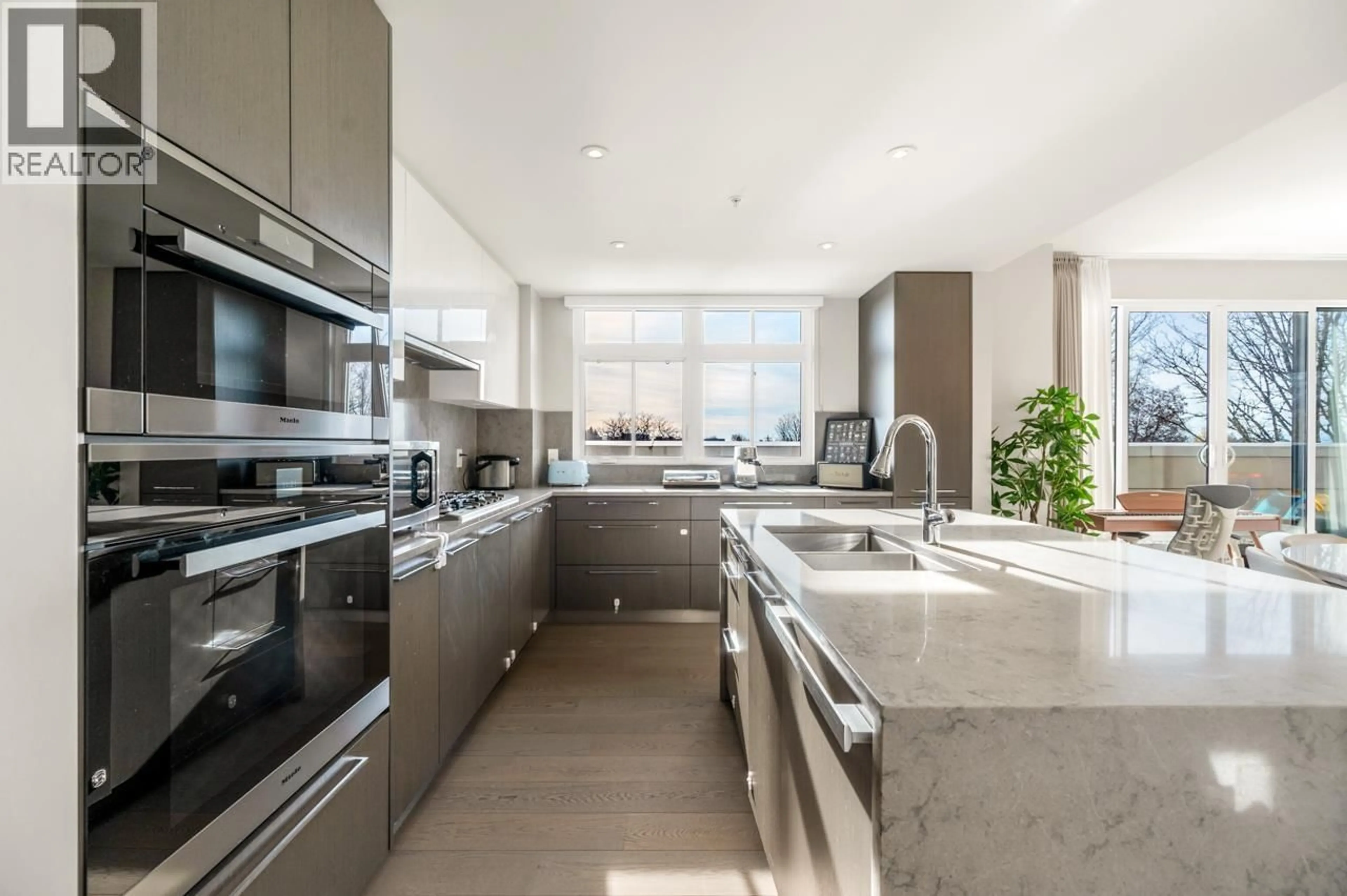 Contemporary kitchen, ceramic/tile floor for PH4 - 2089 43RD AVENUE, Vancouver British Columbia V6M2C8