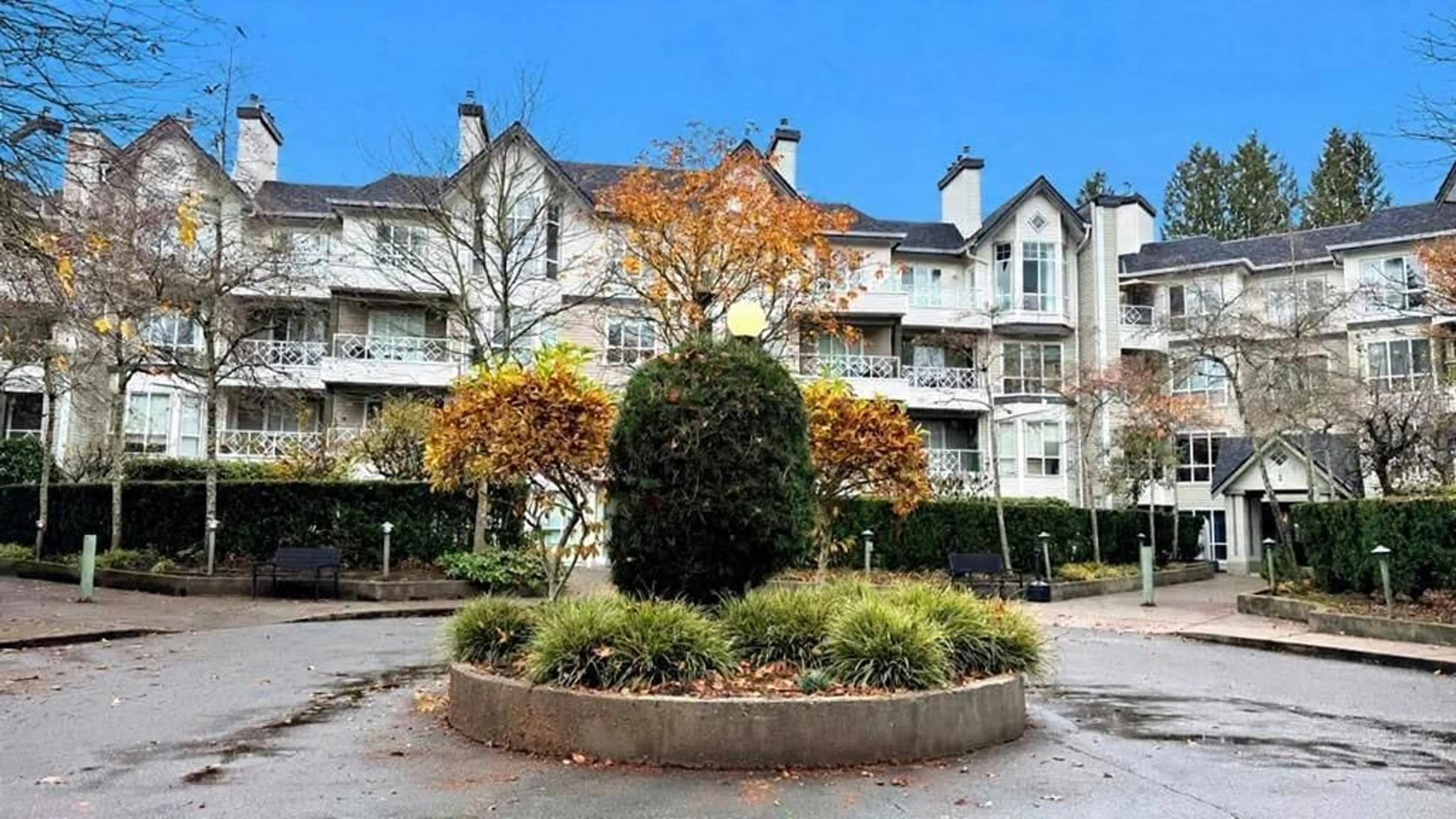 Unknown for 409 - 9979 140 STREET, Surrey British Columbia V3T5W2