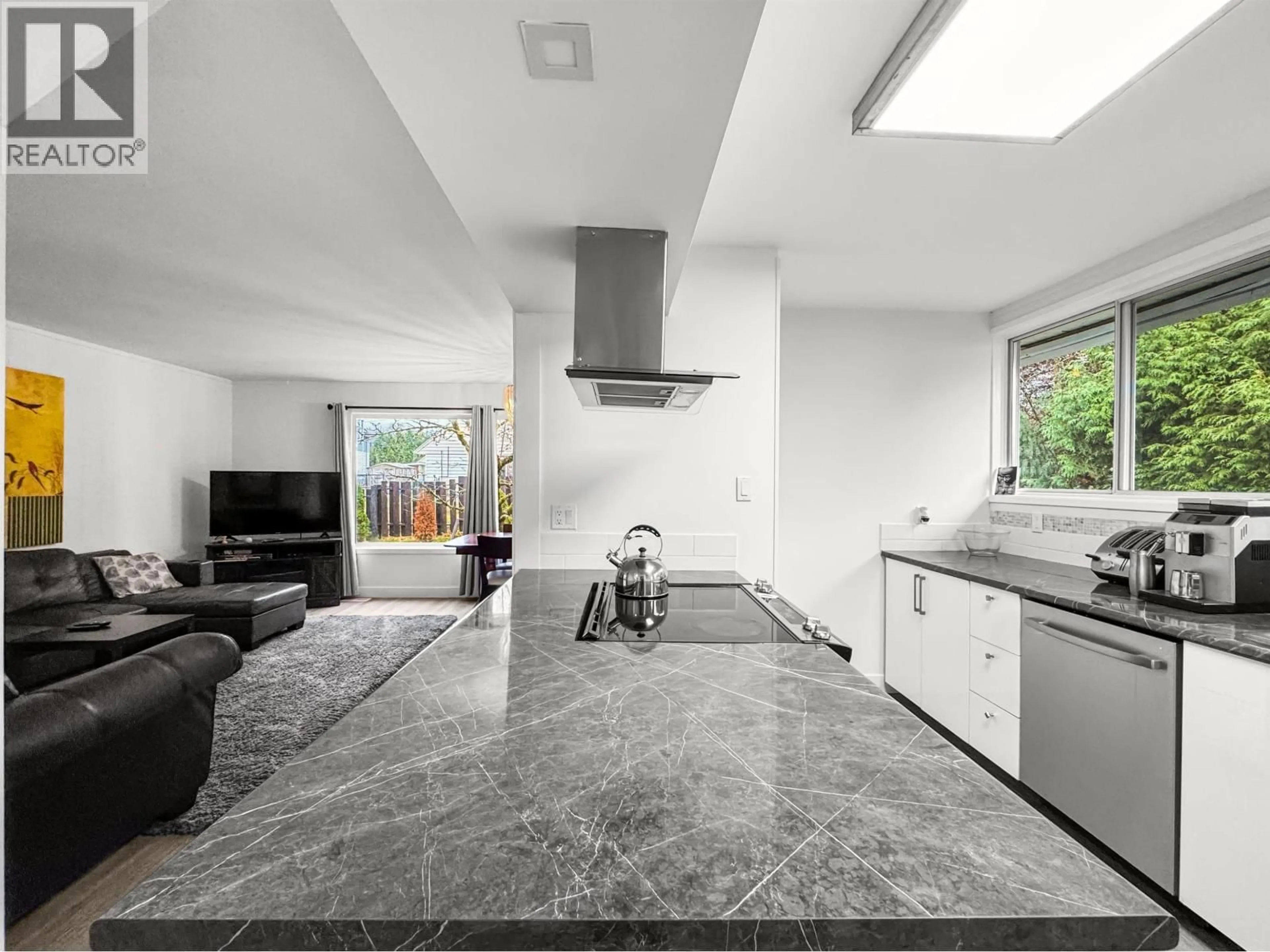 Open concept kitchen, unknown for 87 SWALLOW STREET, Kitimat British Columbia V8C1K6