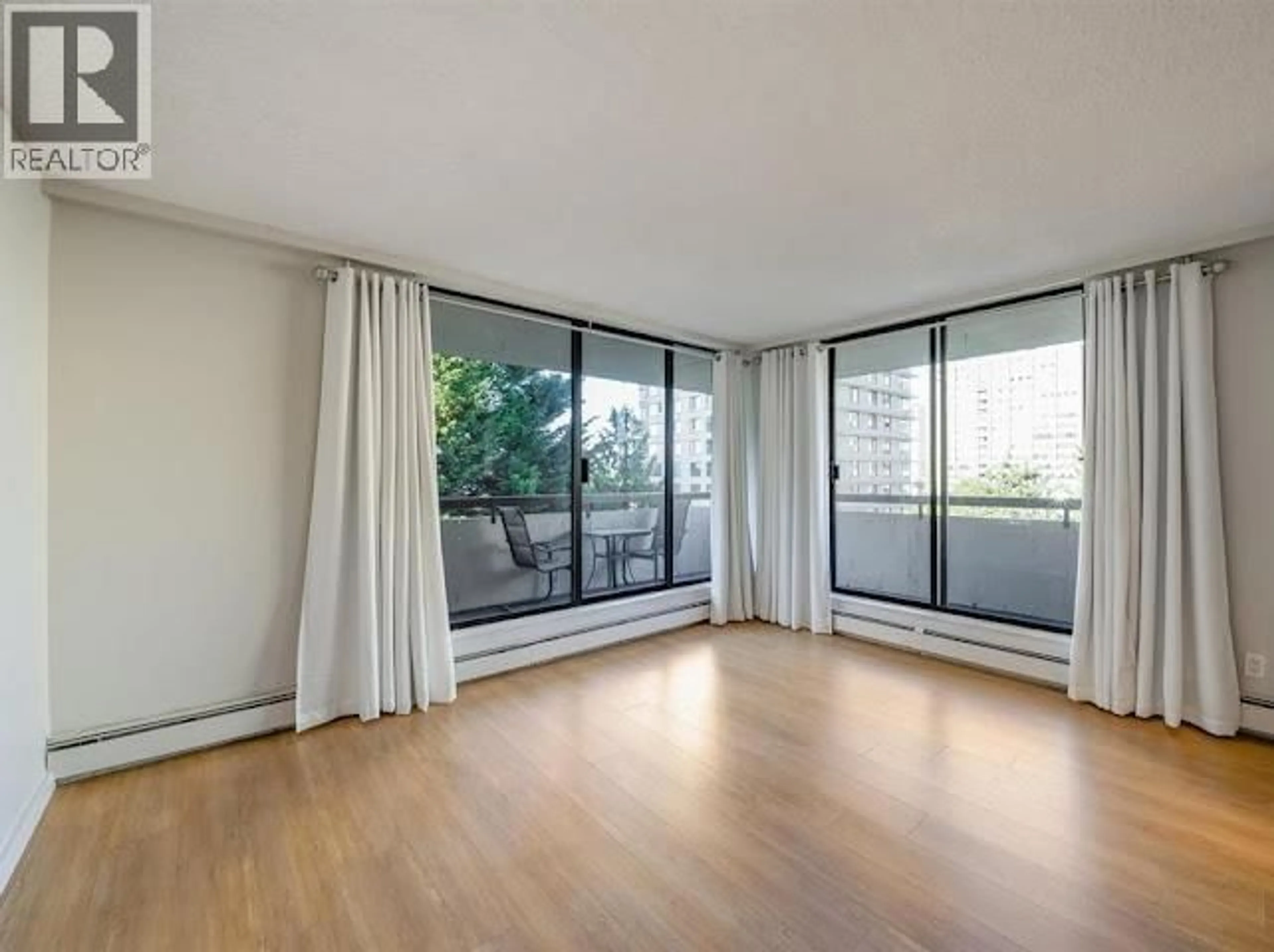 A pic of a room for 701 - 7171 BERESFORD STREET, Burnaby British Columbia V5E3Z8