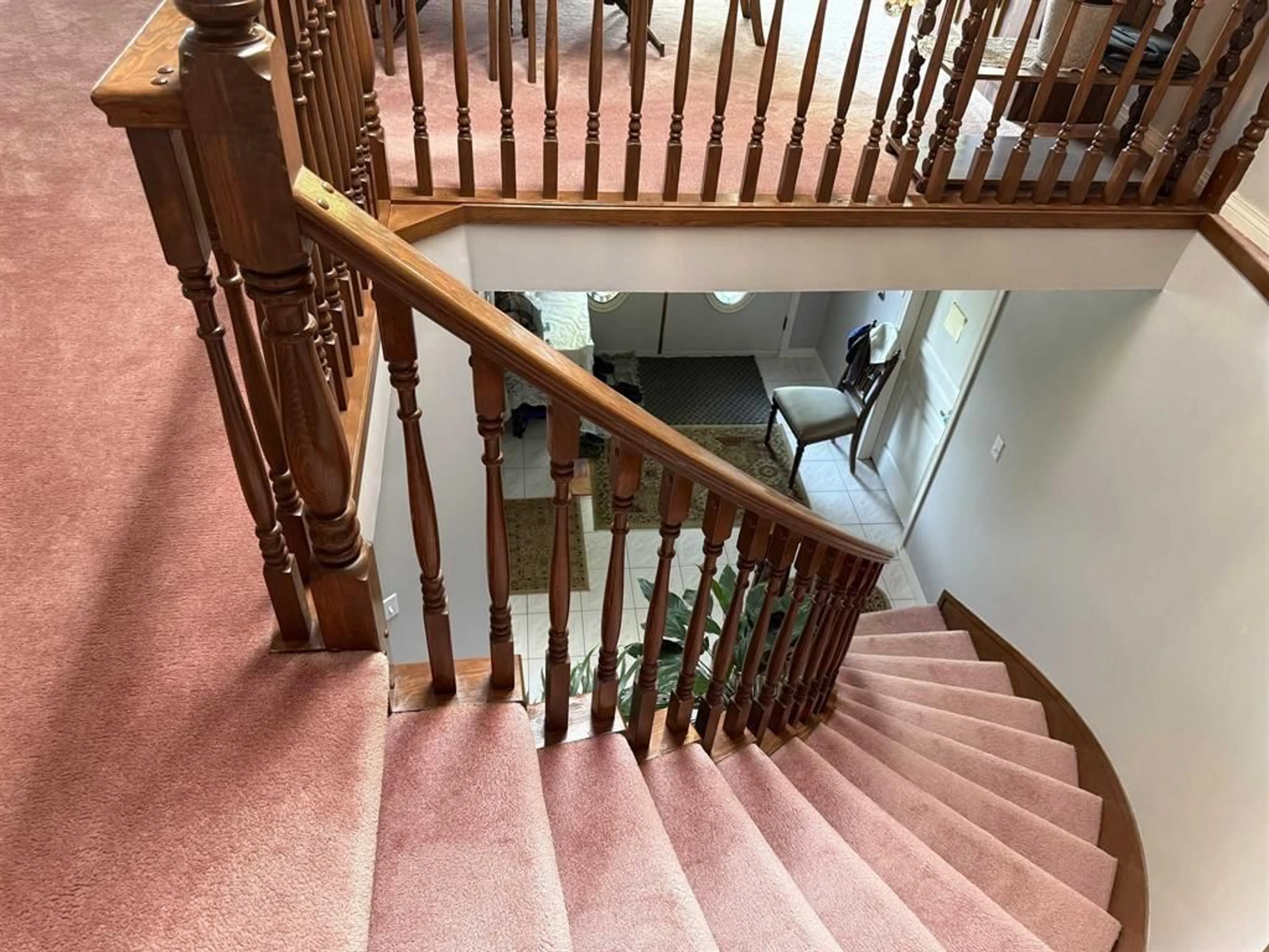 Stairs for 7688 120A STREET, Surrey British Columbia V3W1J4