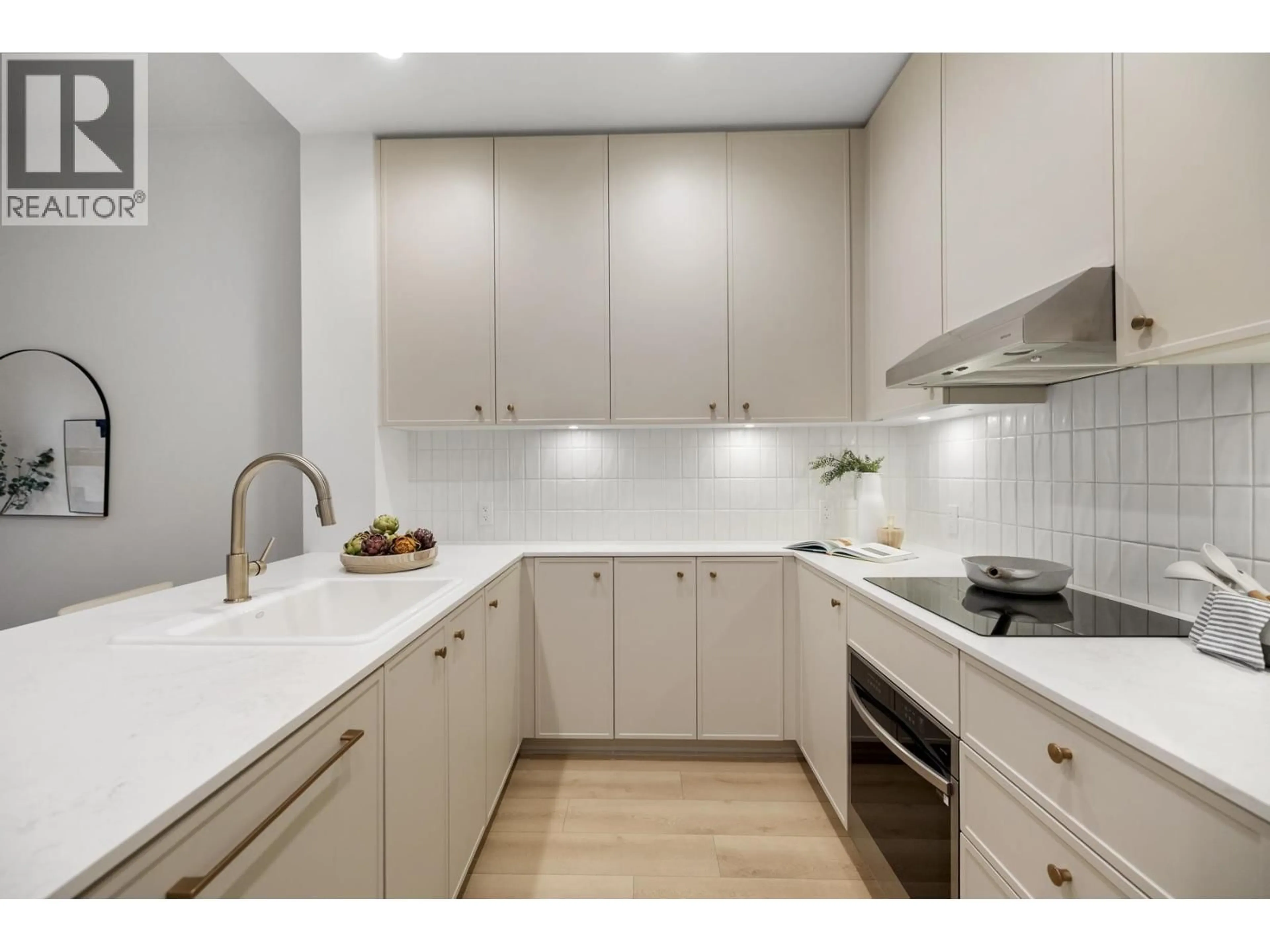 Standard kitchen, unknown for 109 - 708 EDGAR AVENUE, Coquitlam British Columbia V3K2J4