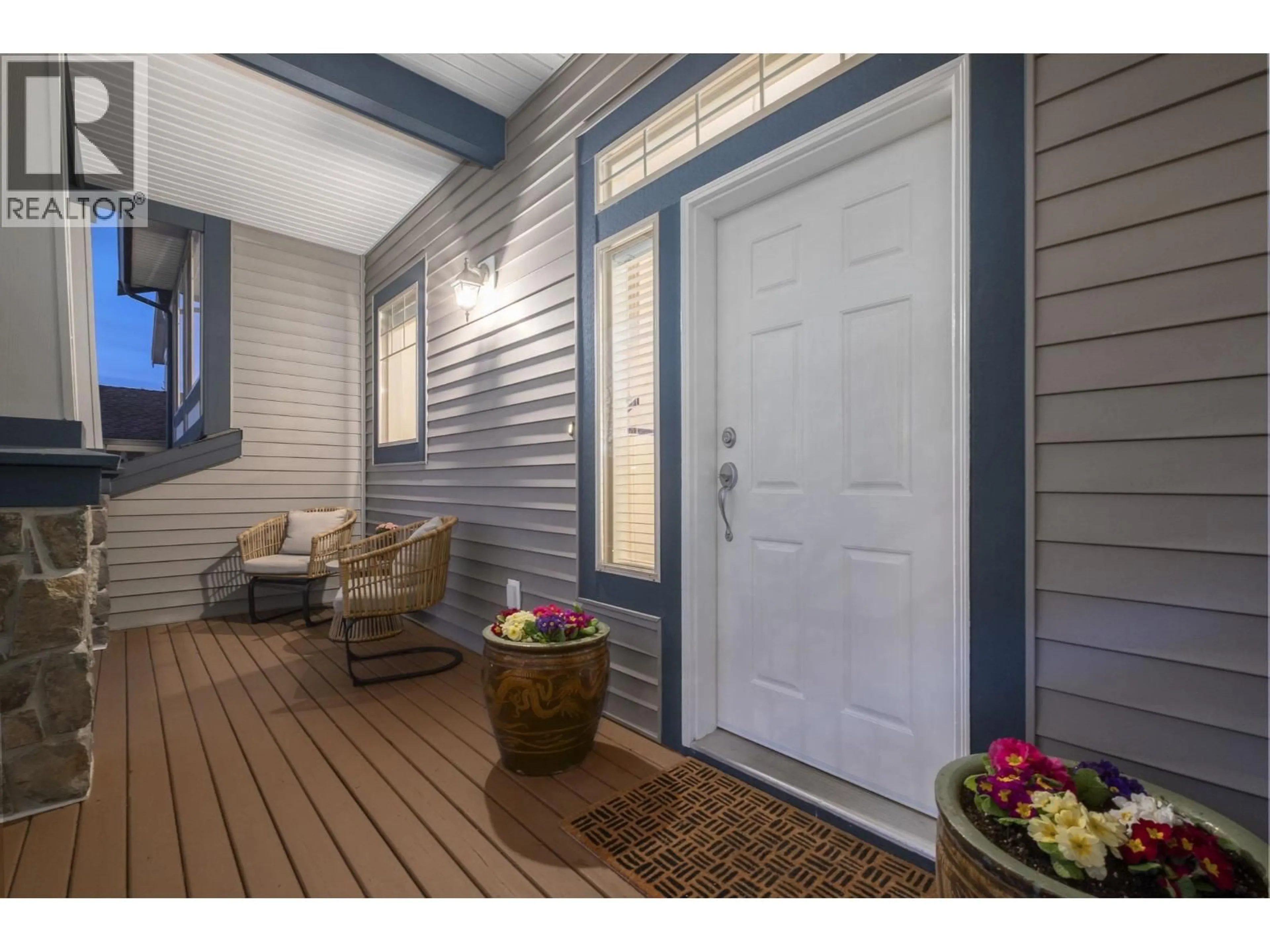 Indoor entryway for 10690 247A STREET, Maple Ridge British Columbia V2W0A6
