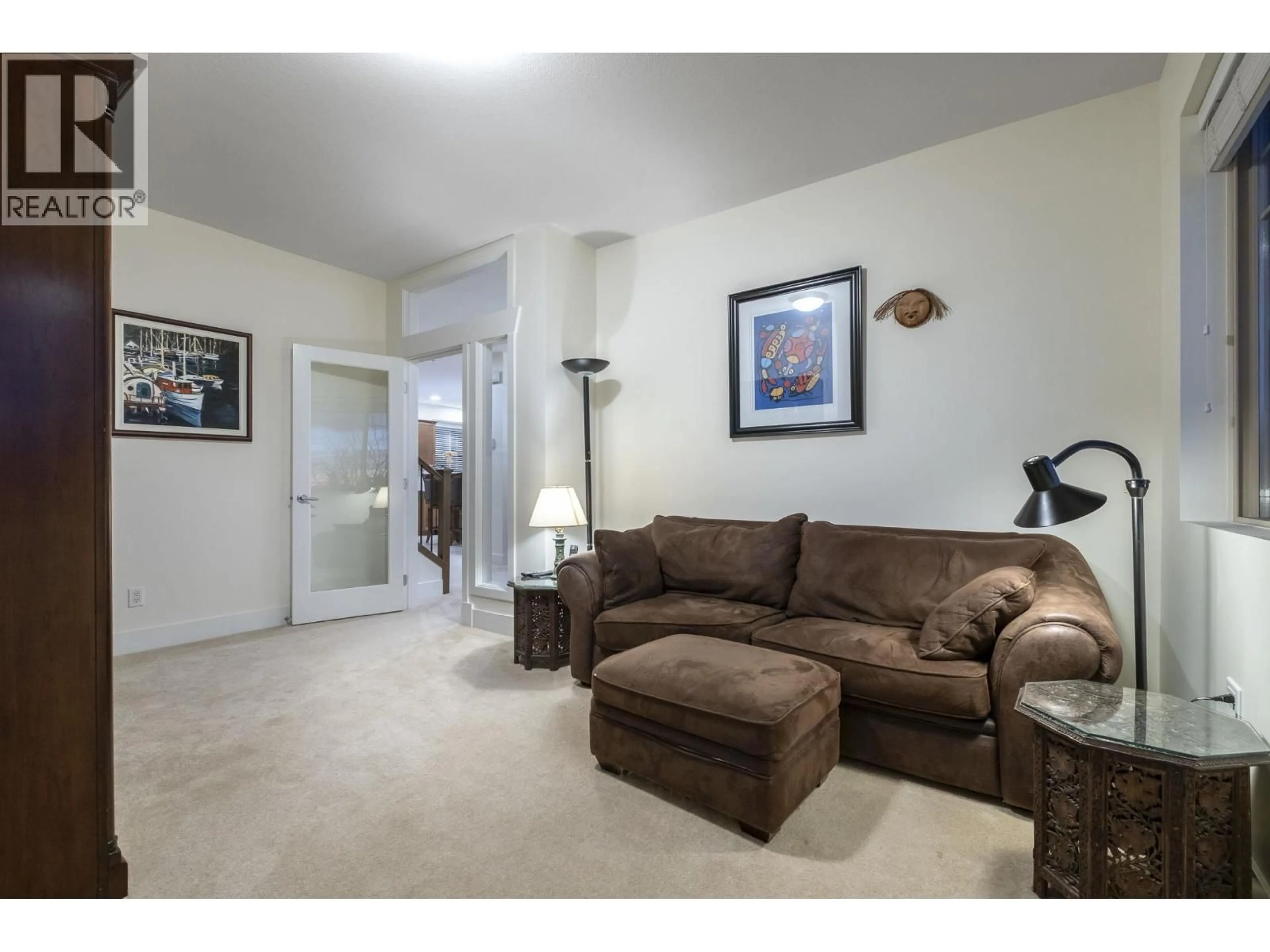 Living room with furniture, carpet floor for 10690 247A STREET, Maple Ridge British Columbia V2W0A6