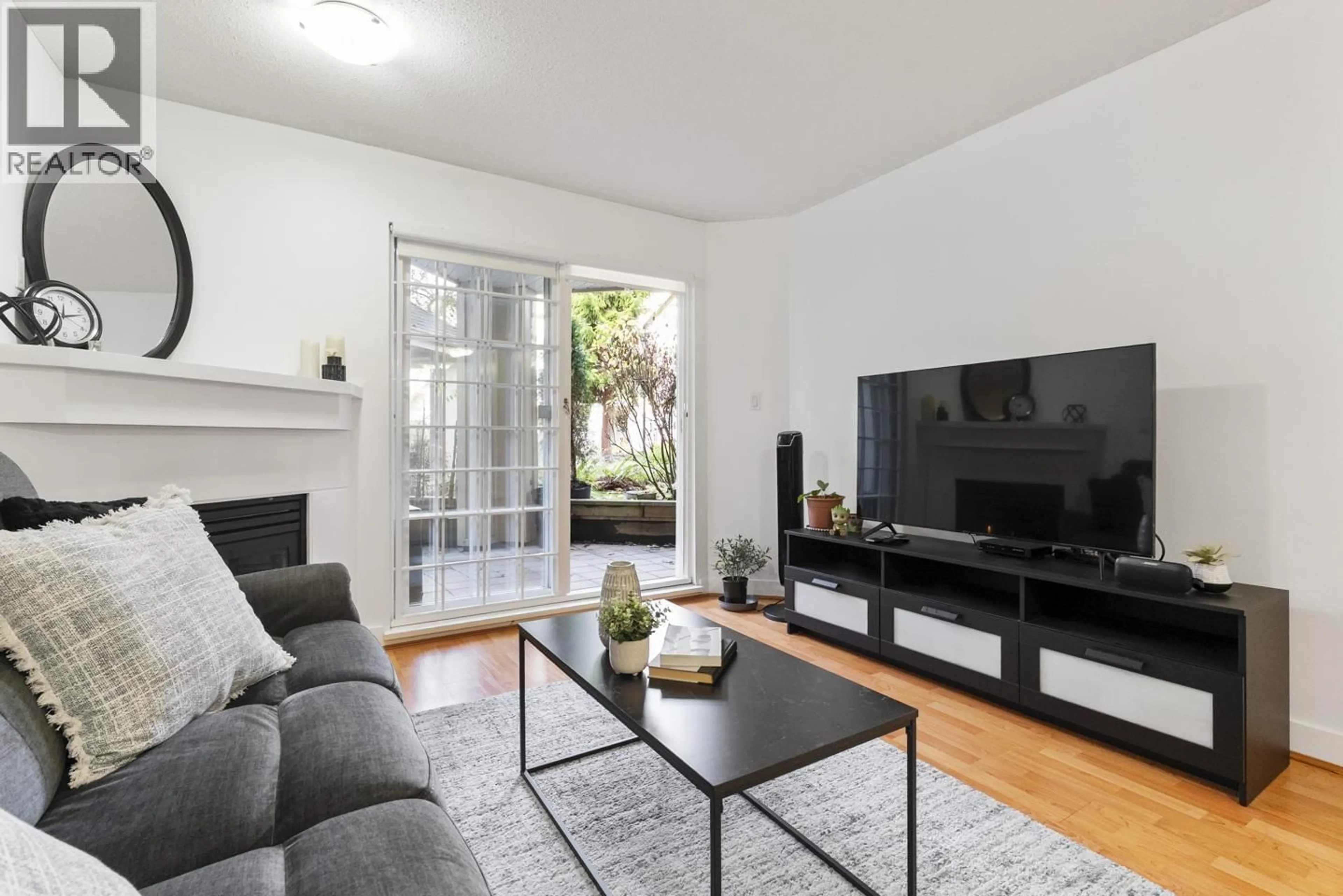 Living room with furniture, unknown for 110 - 9333 ALBERTA ROAD, Richmond British Columbia V6Y4E4