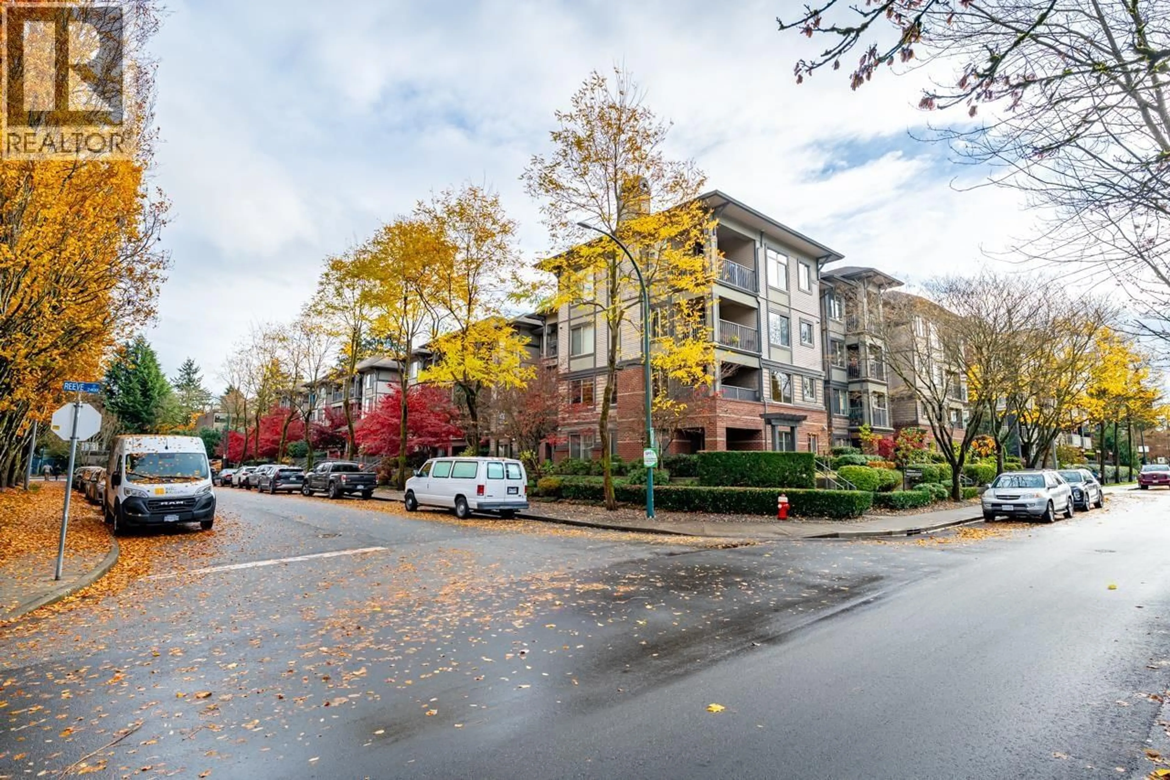 Unknown for 203 - 2468 ATKINS AVENUE, Port Coquitlam British Columbia V3C1Y9