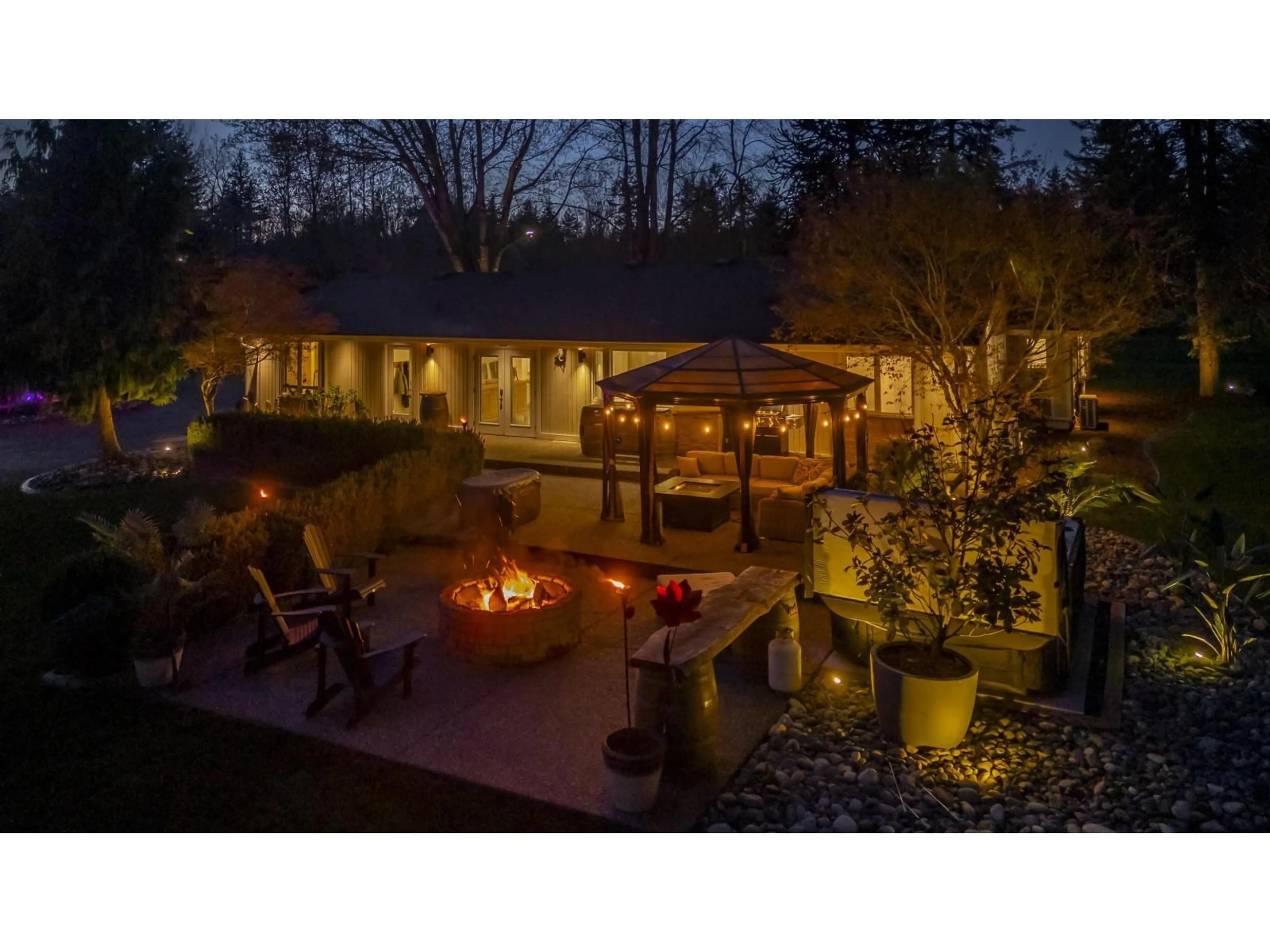 Patio, unknown for 27720 JOANITA, Abbotsford British Columbia V4X2C3