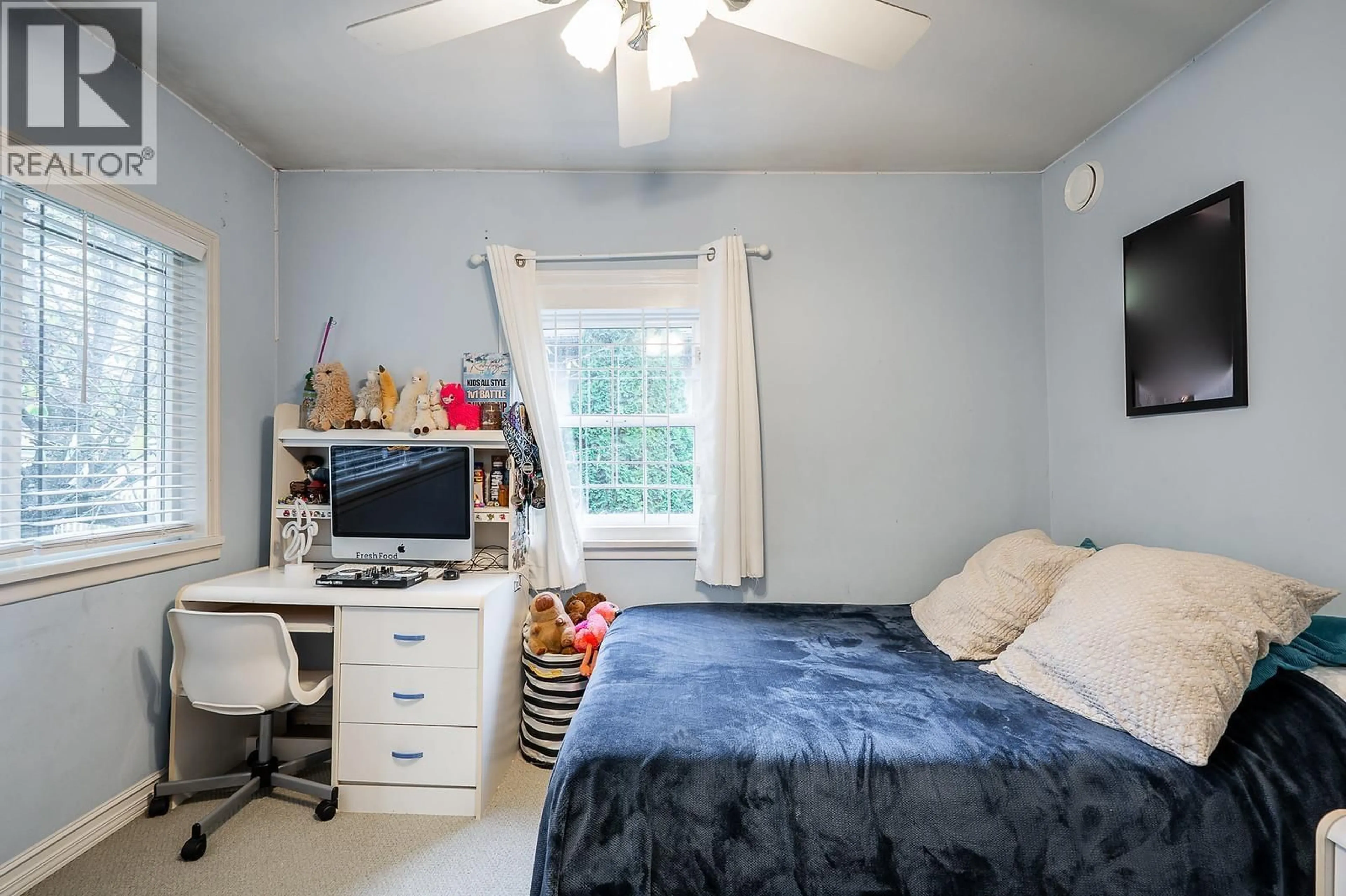 A pic of a room for 430 GARRETT STREET, New Westminster British Columbia V3L3S2