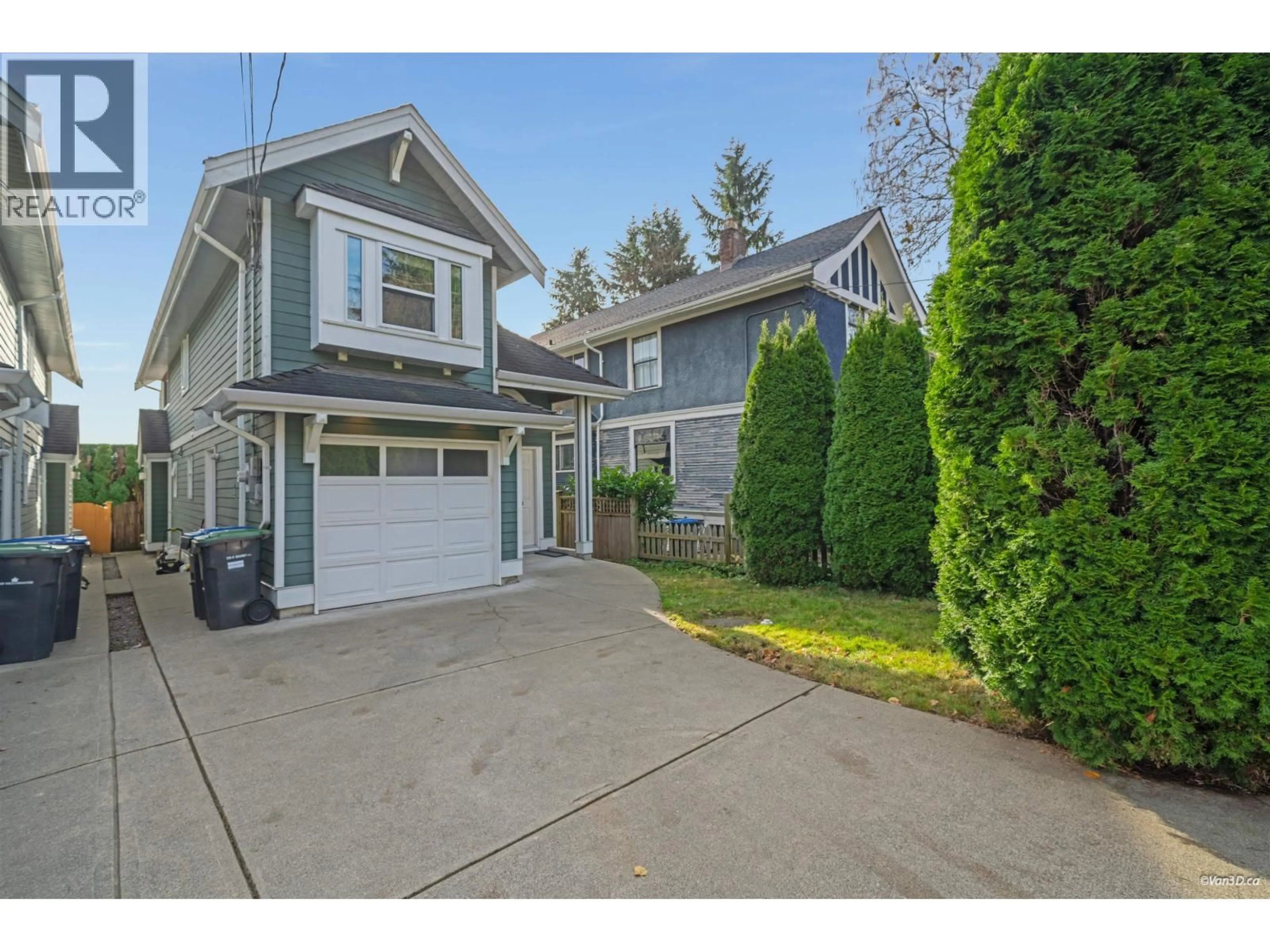 Home with vinyl exterior material, street for 232 FOURTH AVENUE, New Westminster British Columbia V3L1N7